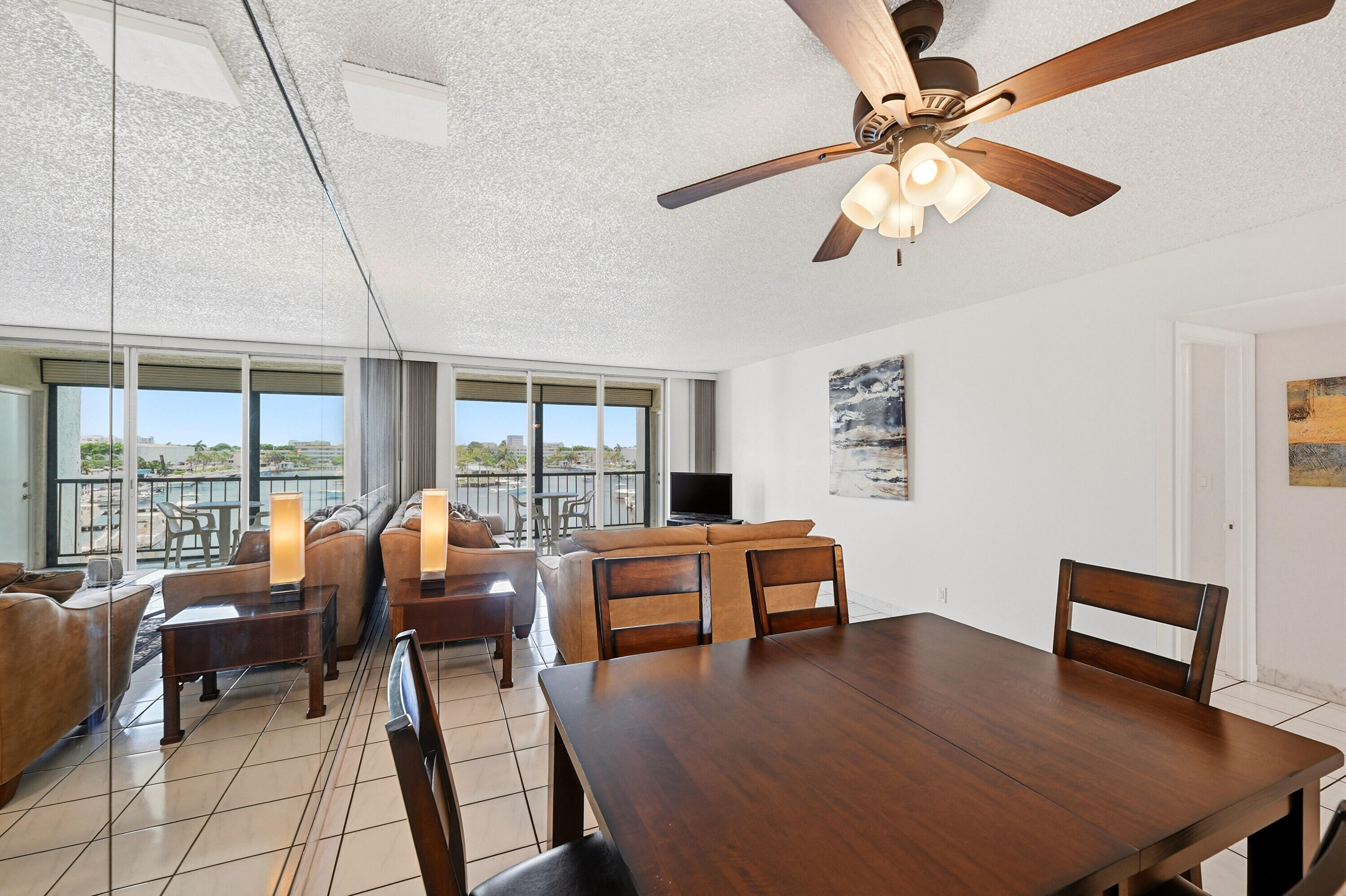 Island Club 4 - Residential