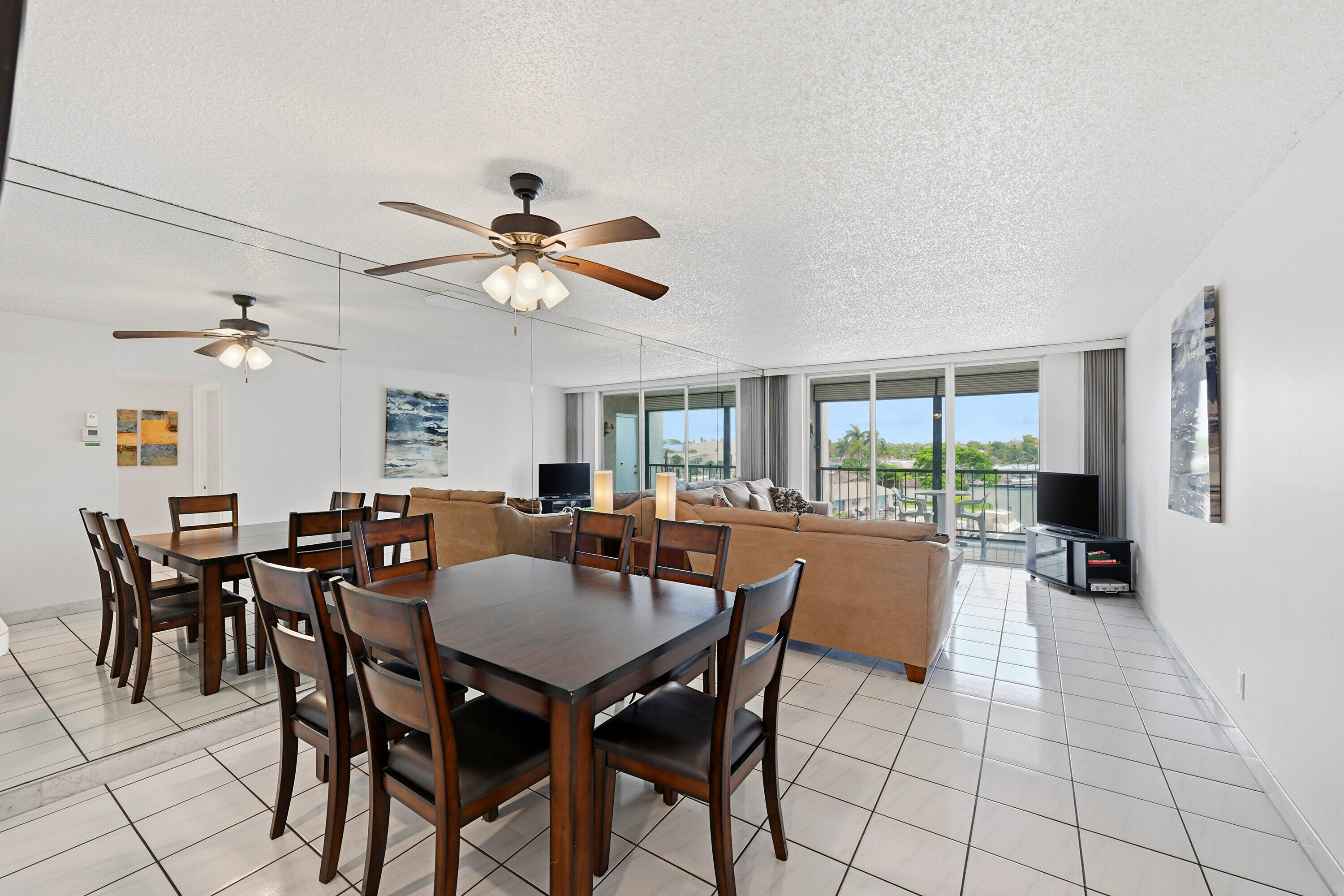 Island Club 4 - Residential