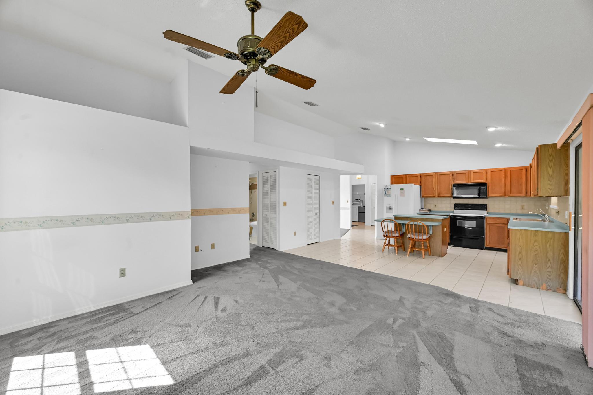 SEBASTIAN HIGHLANDS UNIT 10 - Residential