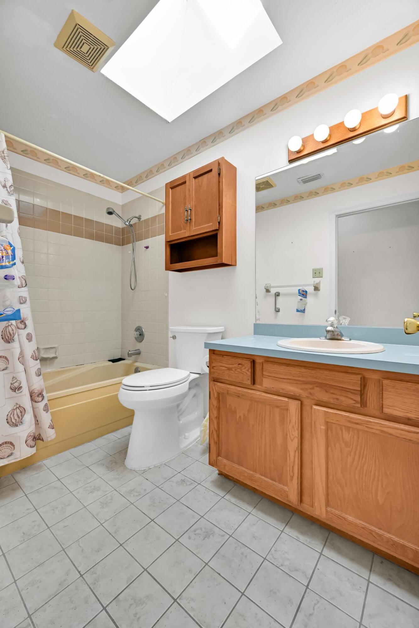 SEBASTIAN HIGHLANDS UNIT 10 - Residential