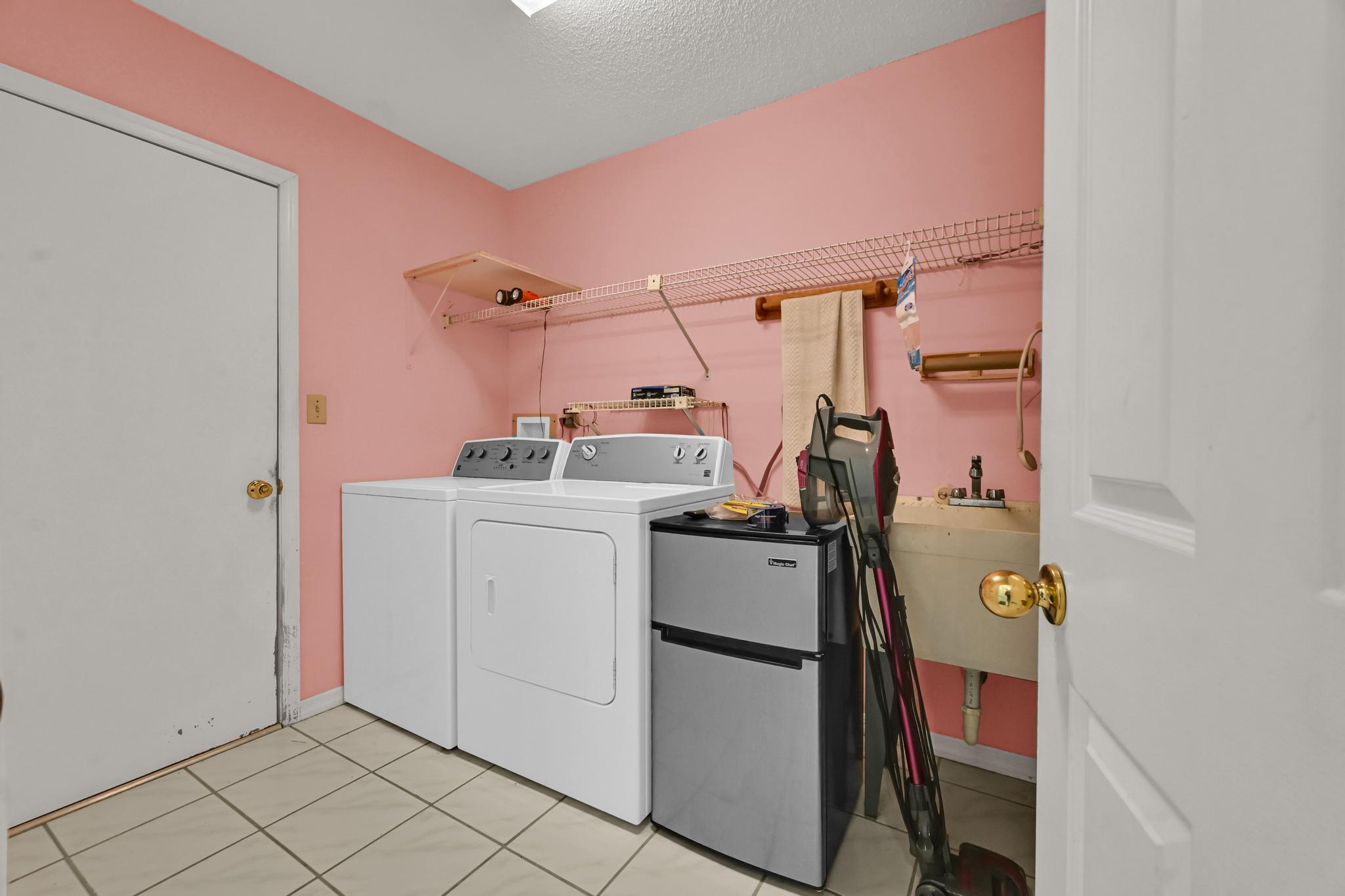 SEBASTIAN HIGHLANDS UNIT 10 - Residential