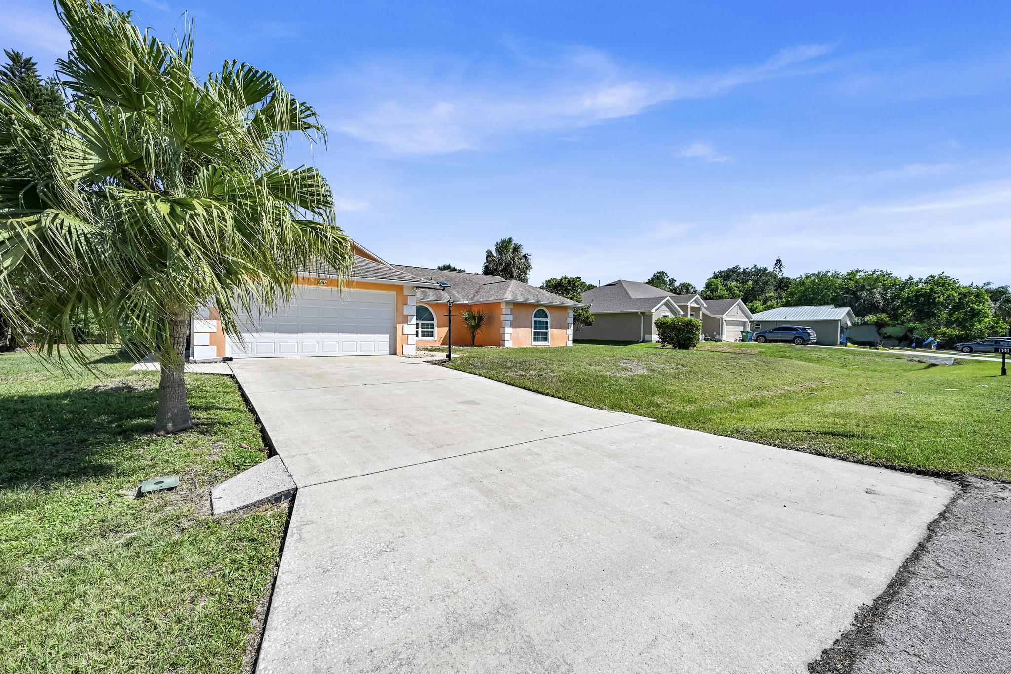 SEBASTIAN HIGHLANDS UNIT 10 - Residential
