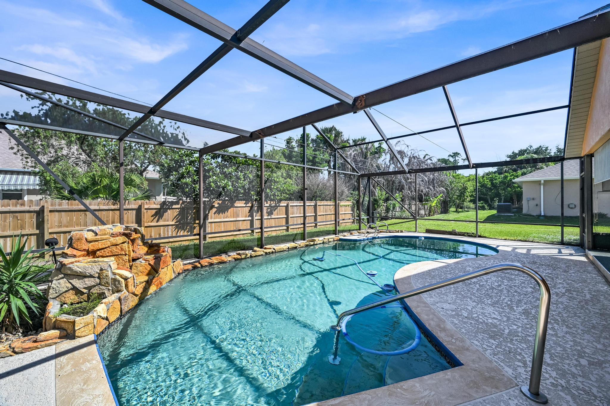 SEBASTIAN HIGHLANDS UNIT 10 - Residential