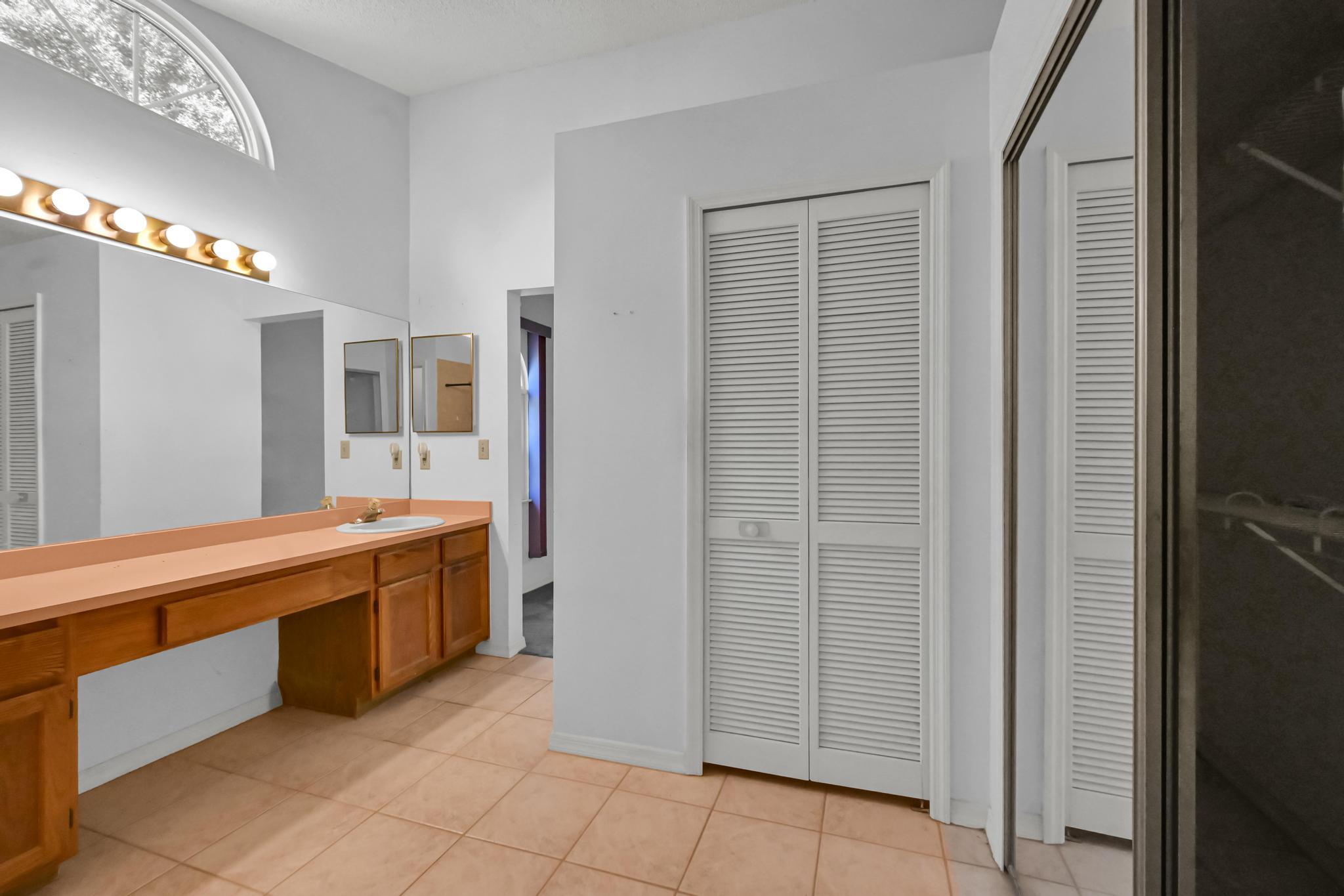 SEBASTIAN HIGHLANDS UNIT 10 - Residential