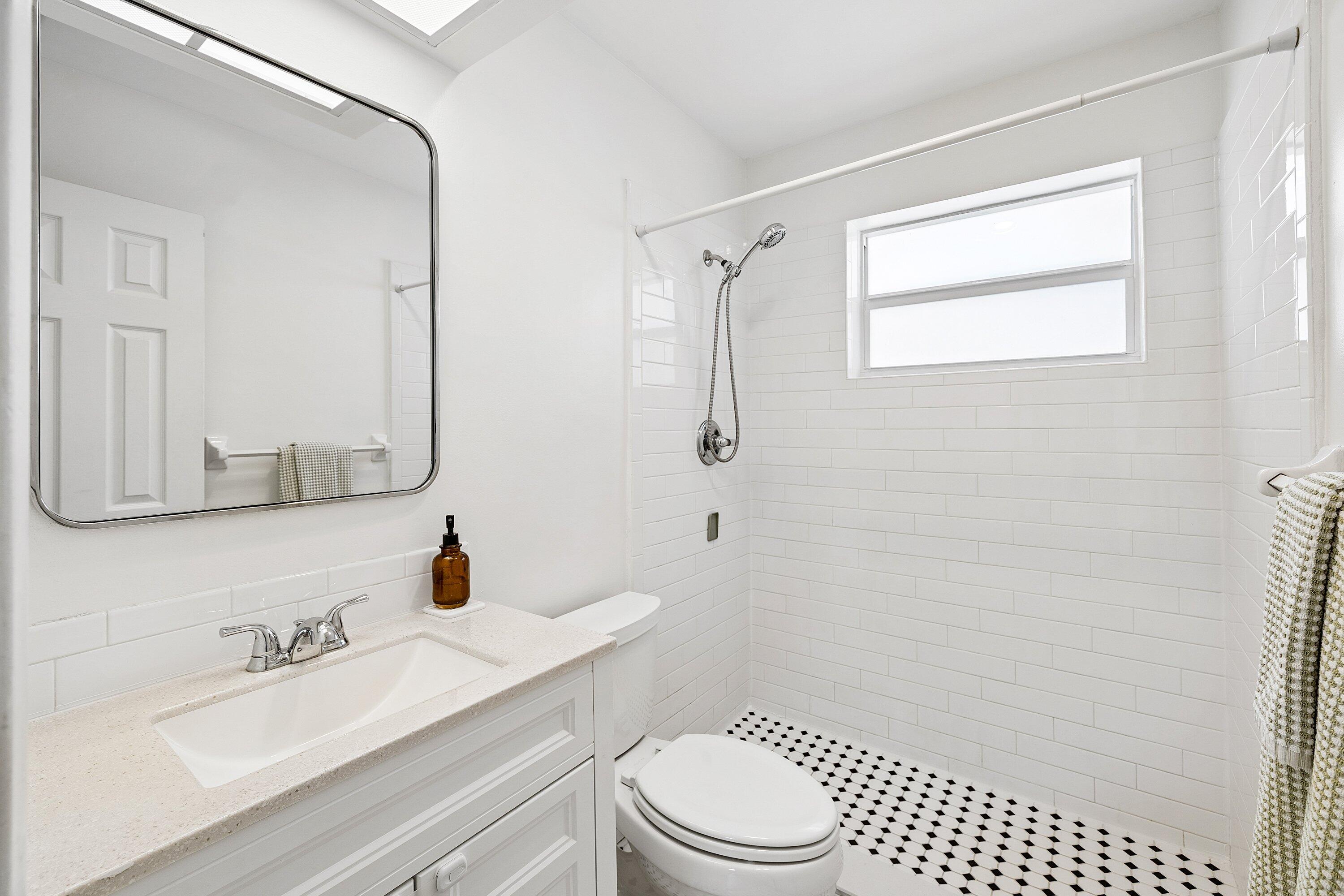 ROYAL OAK HILLS - Residential
