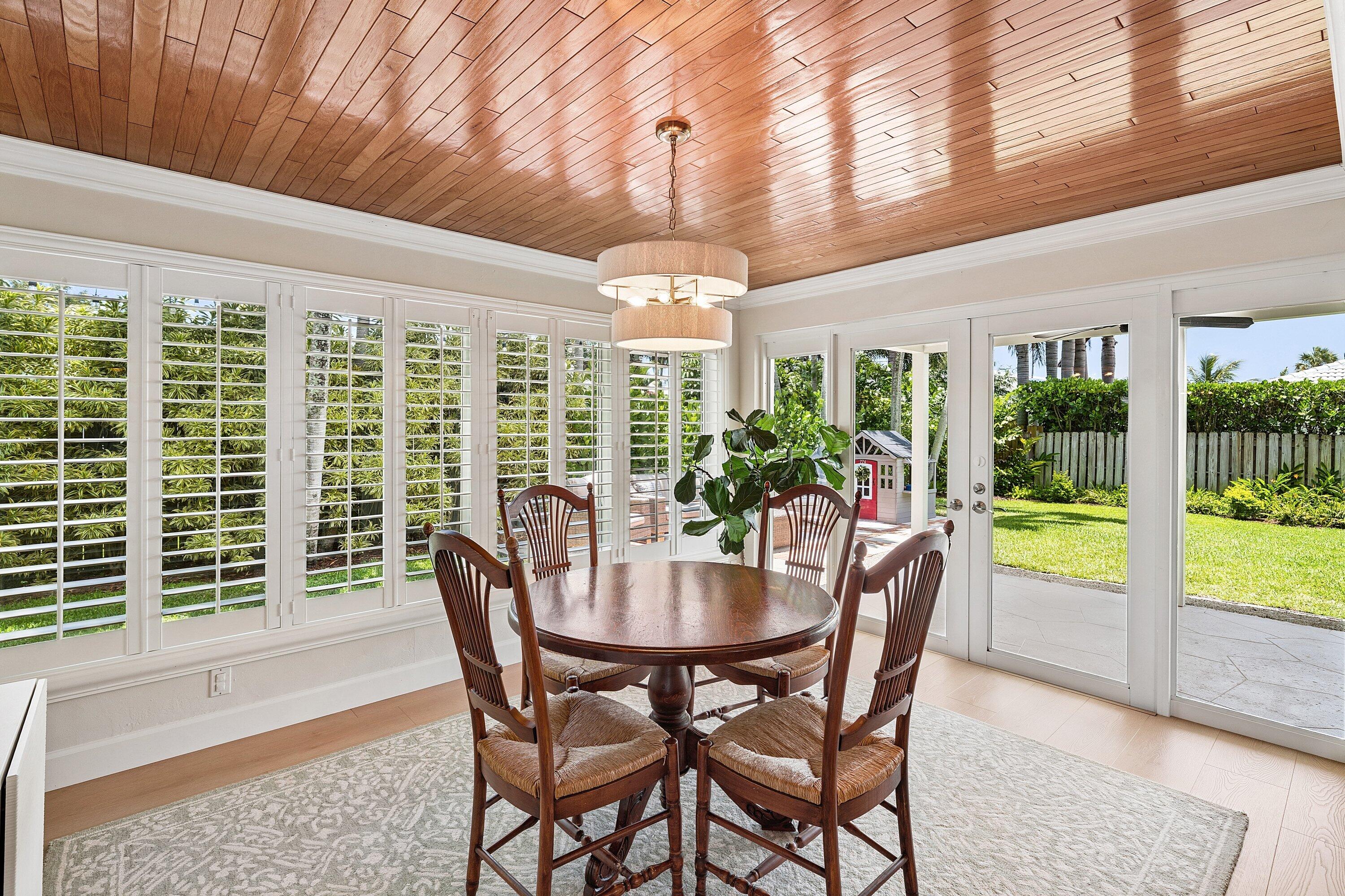 ROYAL OAK HILLS - Residential