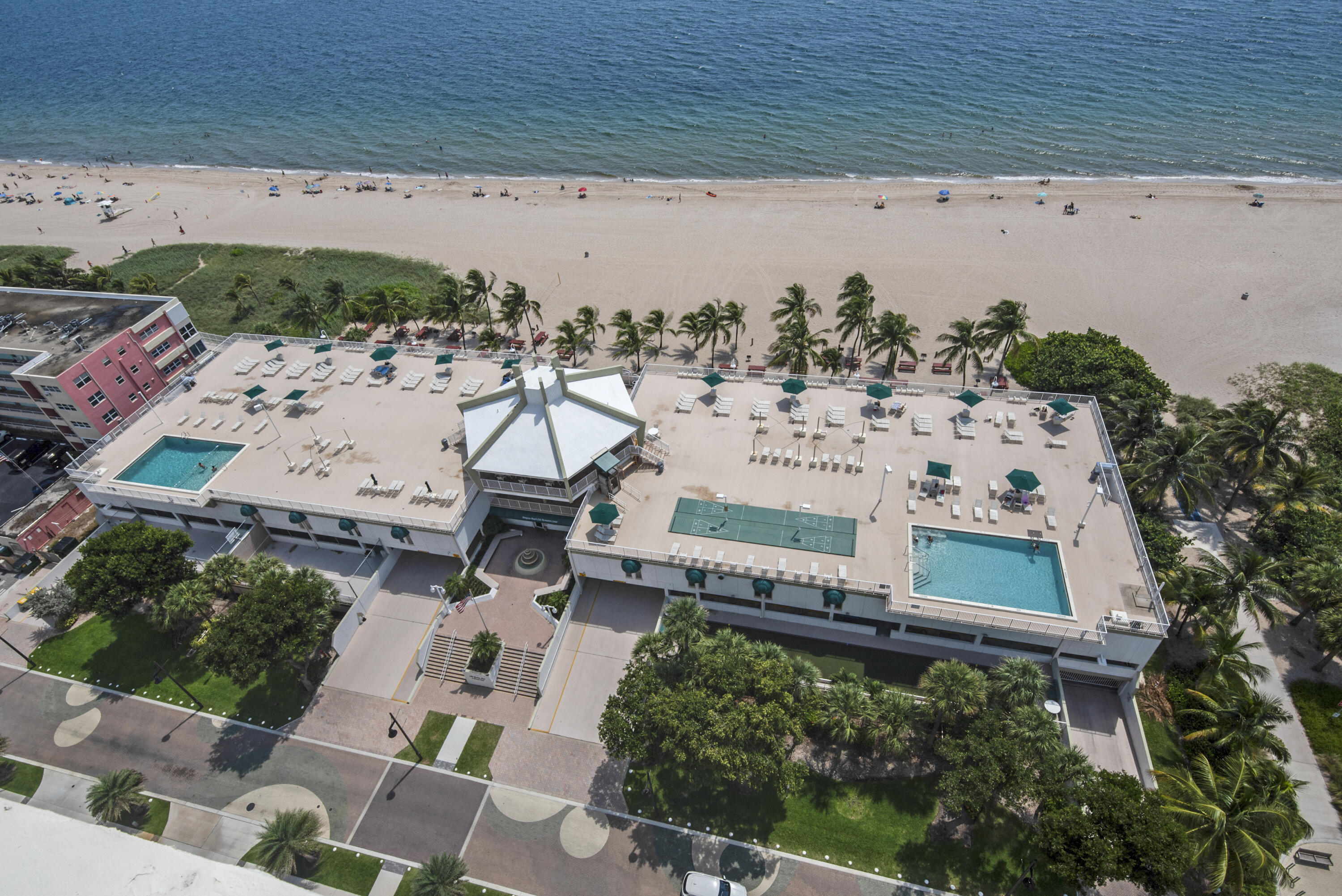 POMPANO BEACH CLUB CONDO - Residential