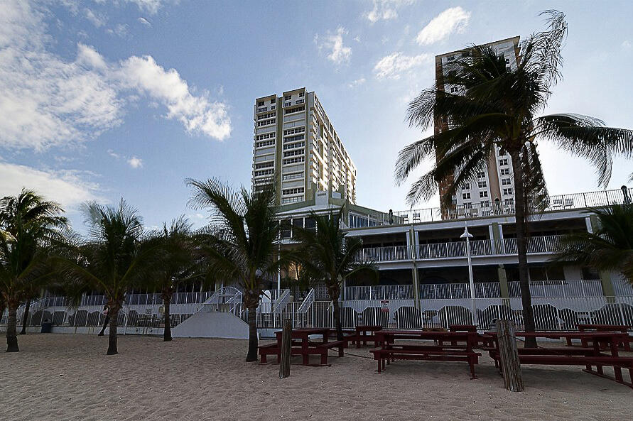 POMPANO BEACH CLUB CONDO - Residential