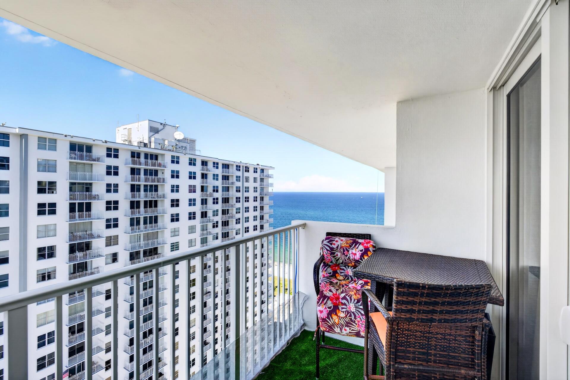 POMPANO BEACH CLUB CONDO - Residential