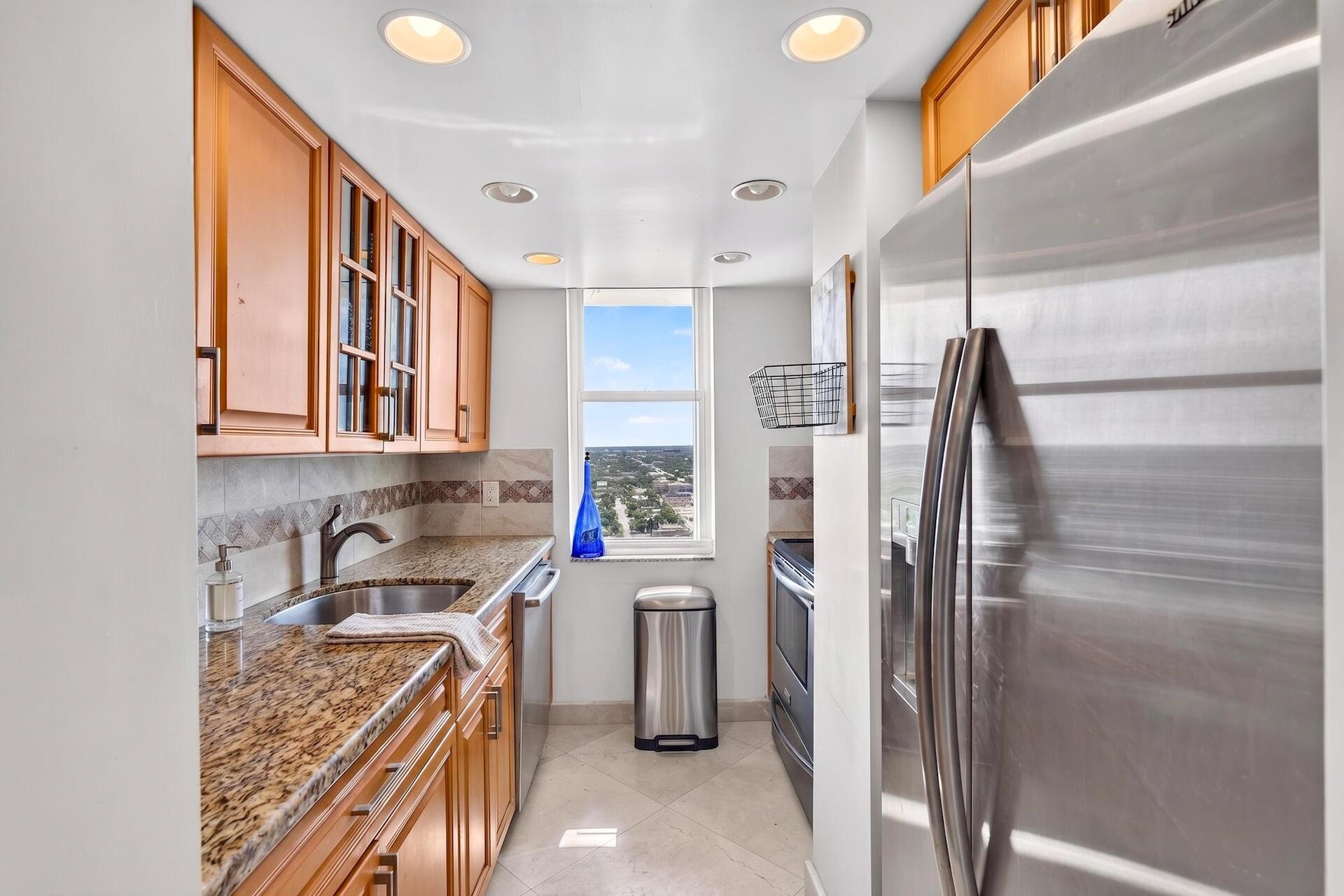 POMPANO BEACH CLUB CONDO - Residential