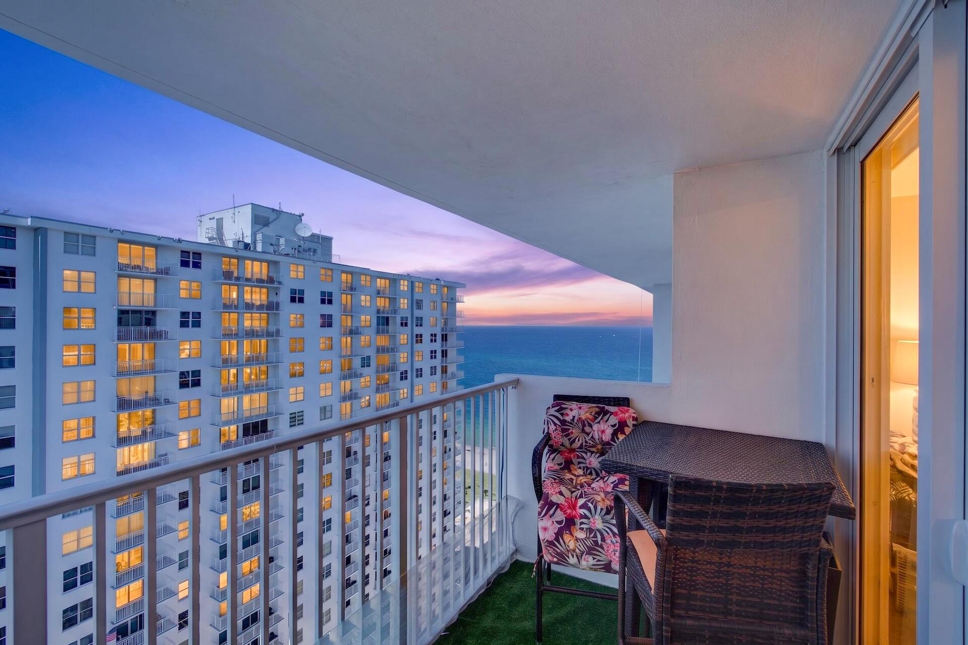 POMPANO BEACH CLUB CONDO - Residential