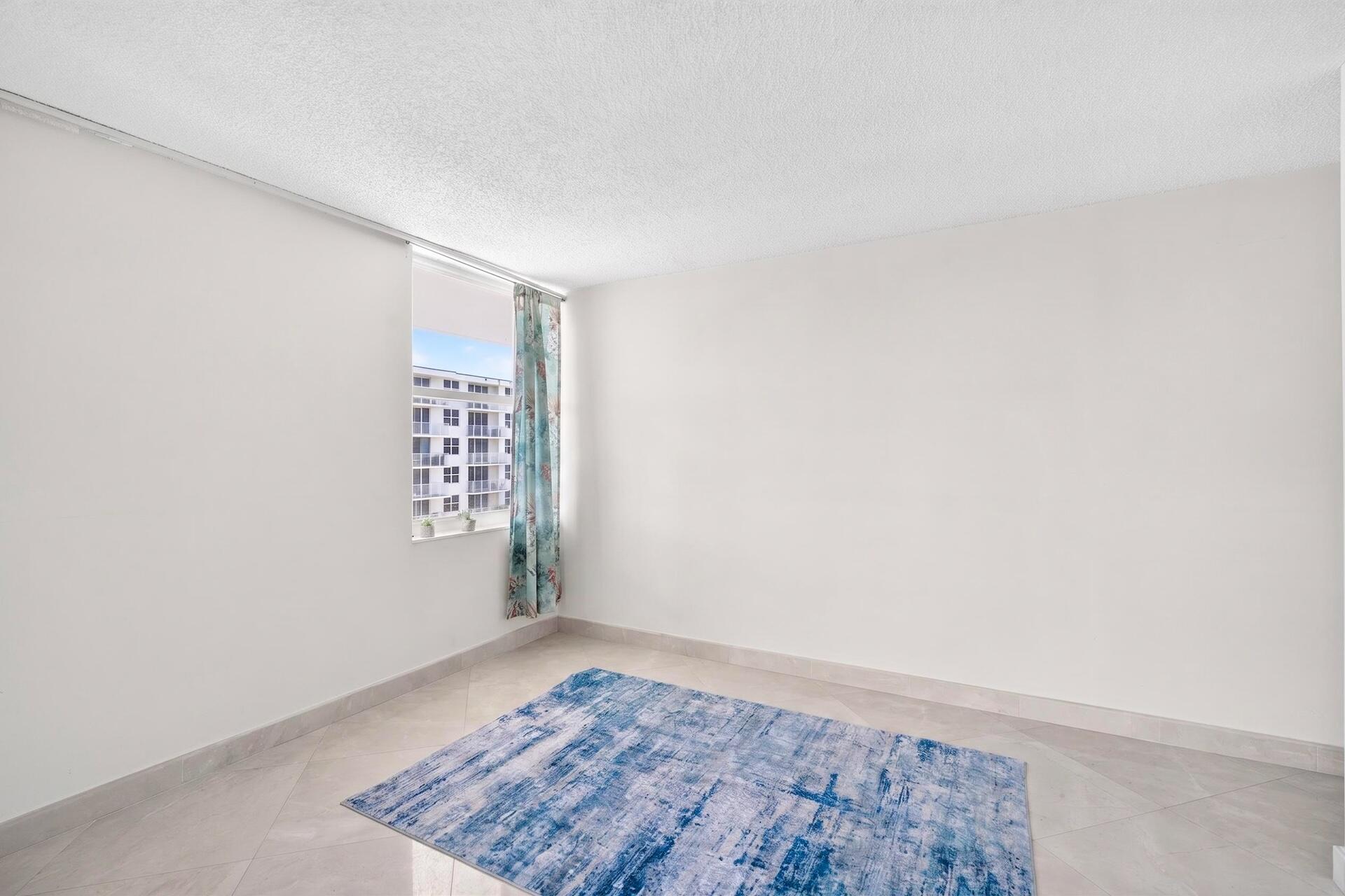 POMPANO BEACH CLUB CONDO - Residential