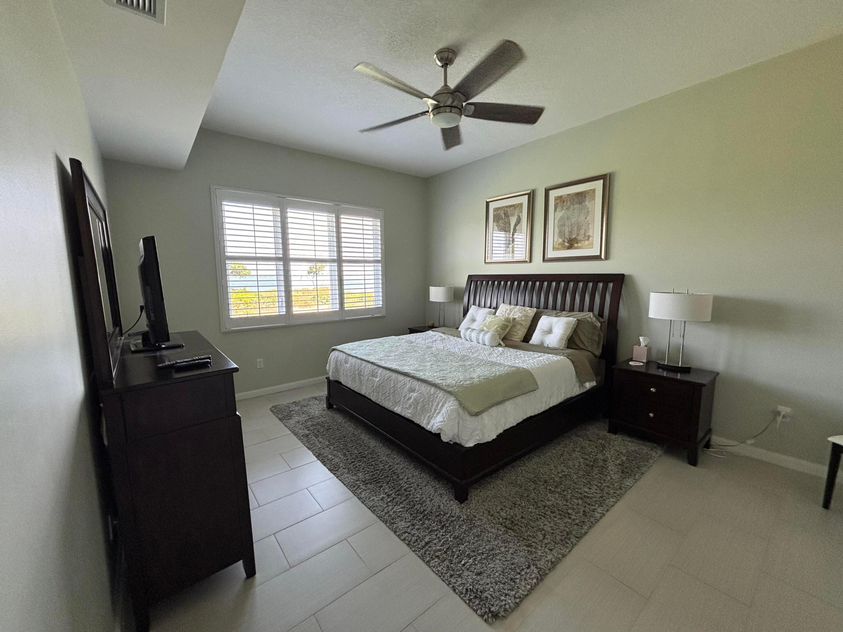 HARBOUR ISLE AT HUTCHINSON ISLAND - Residential Lease
