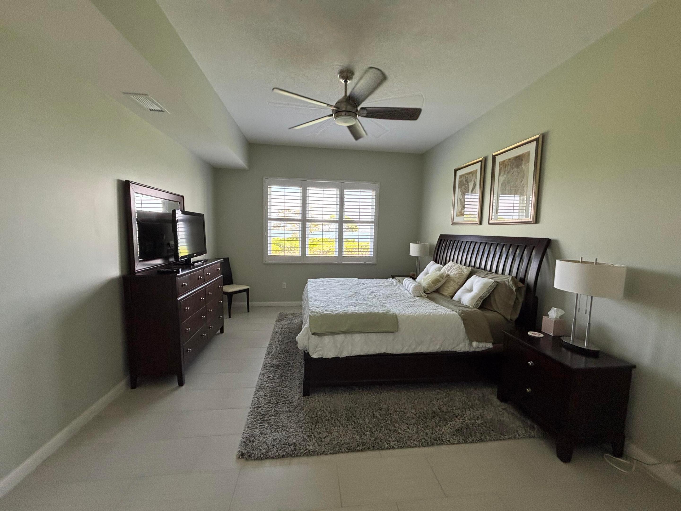 HARBOUR ISLE AT HUTCHINSON ISLAND - Residential Lease