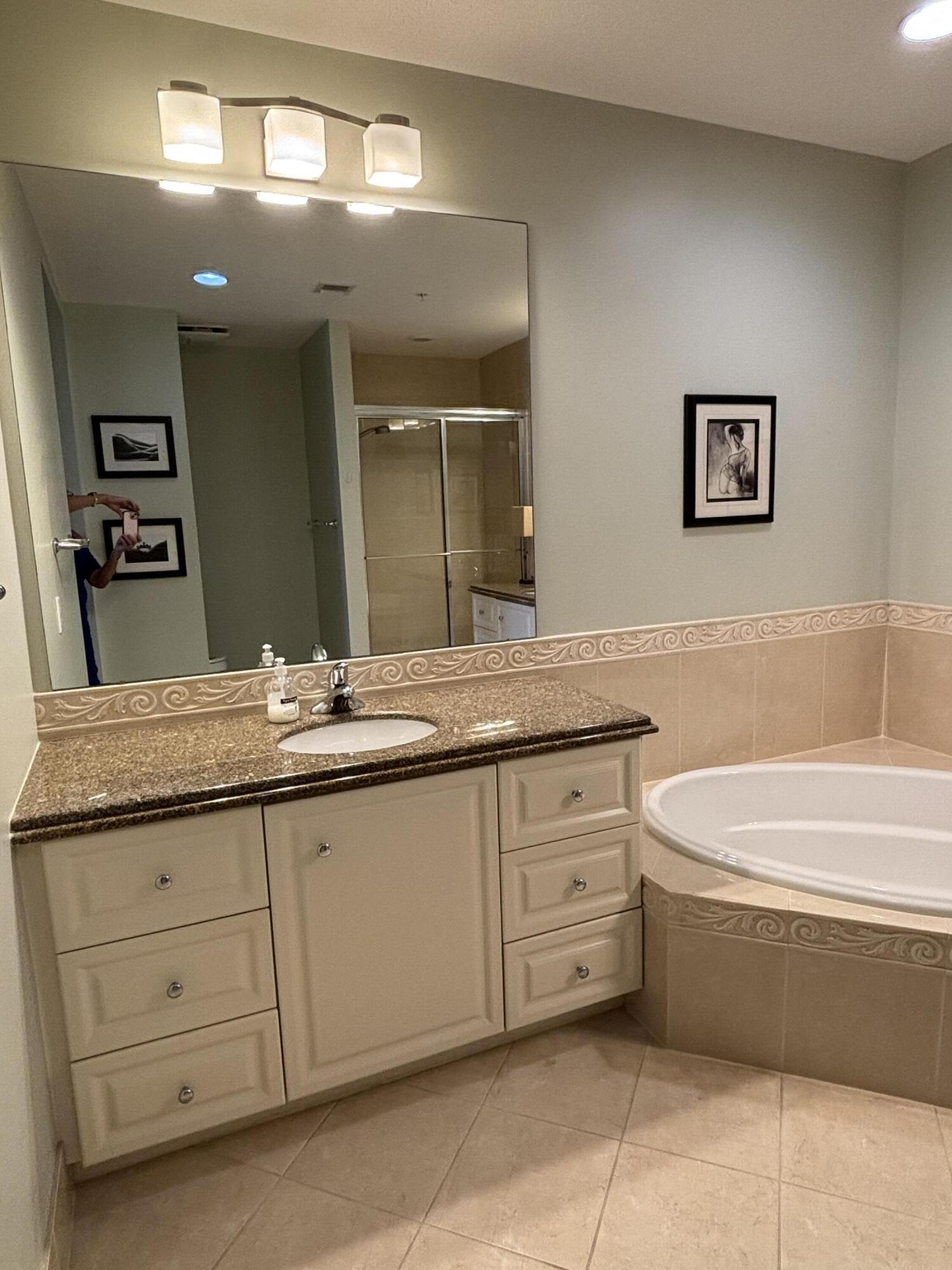 HARBOUR ISLE AT HUTCHINSON ISLAND - Residential Lease
