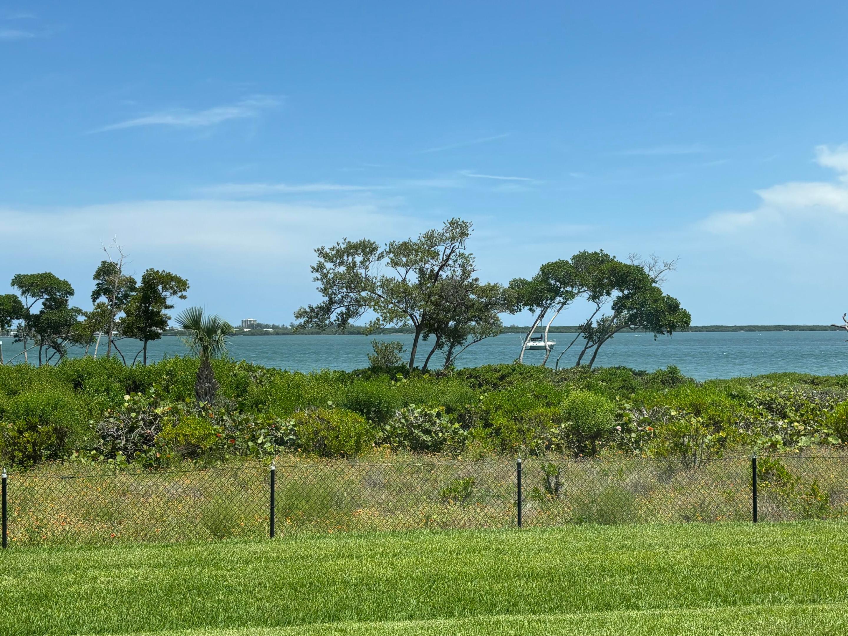 HARBOUR ISLE AT HUTCHINSON ISLAND - Residential Lease