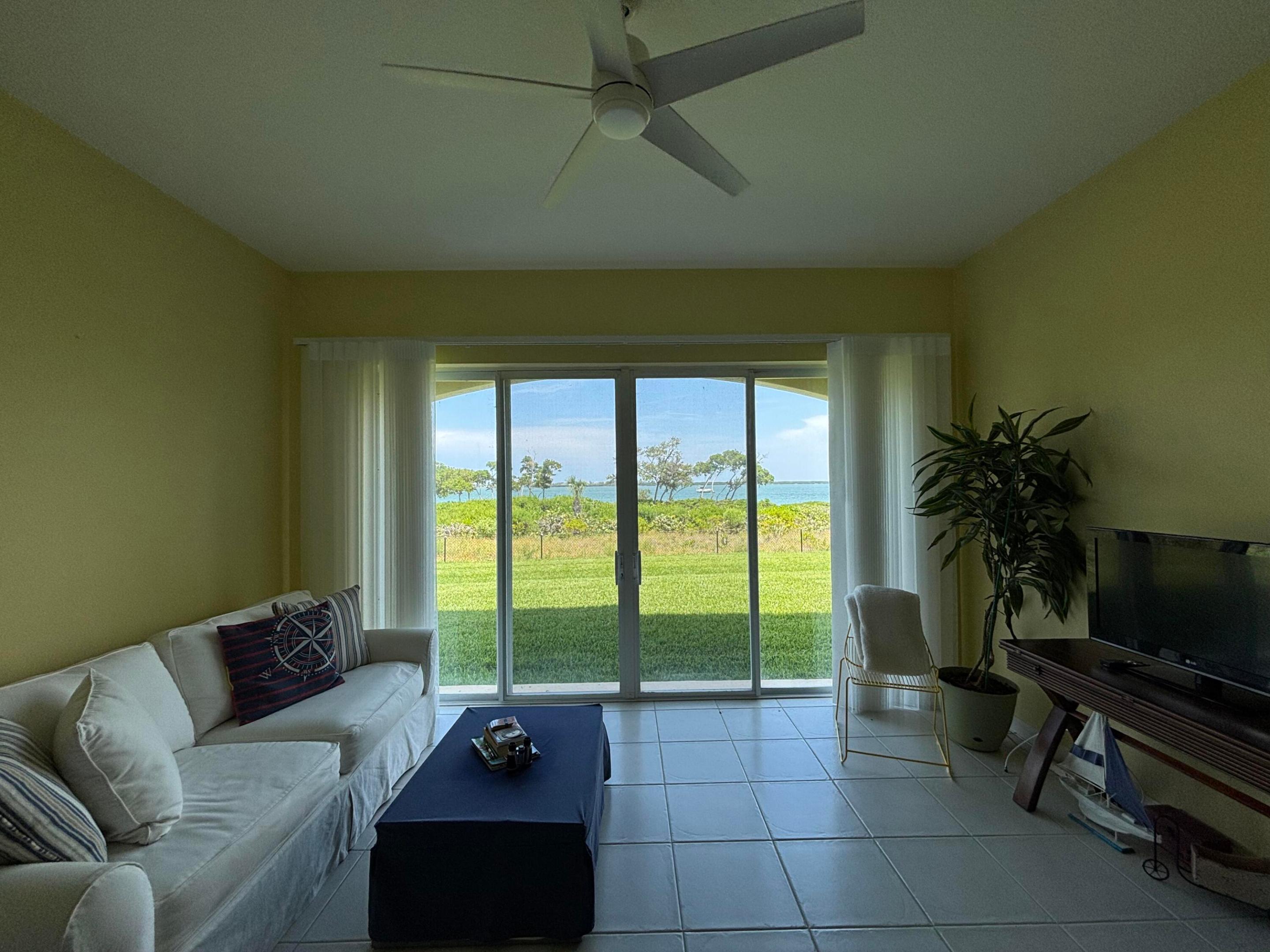 HARBOUR ISLE AT HUTCHINSON ISLAND - Residential Lease