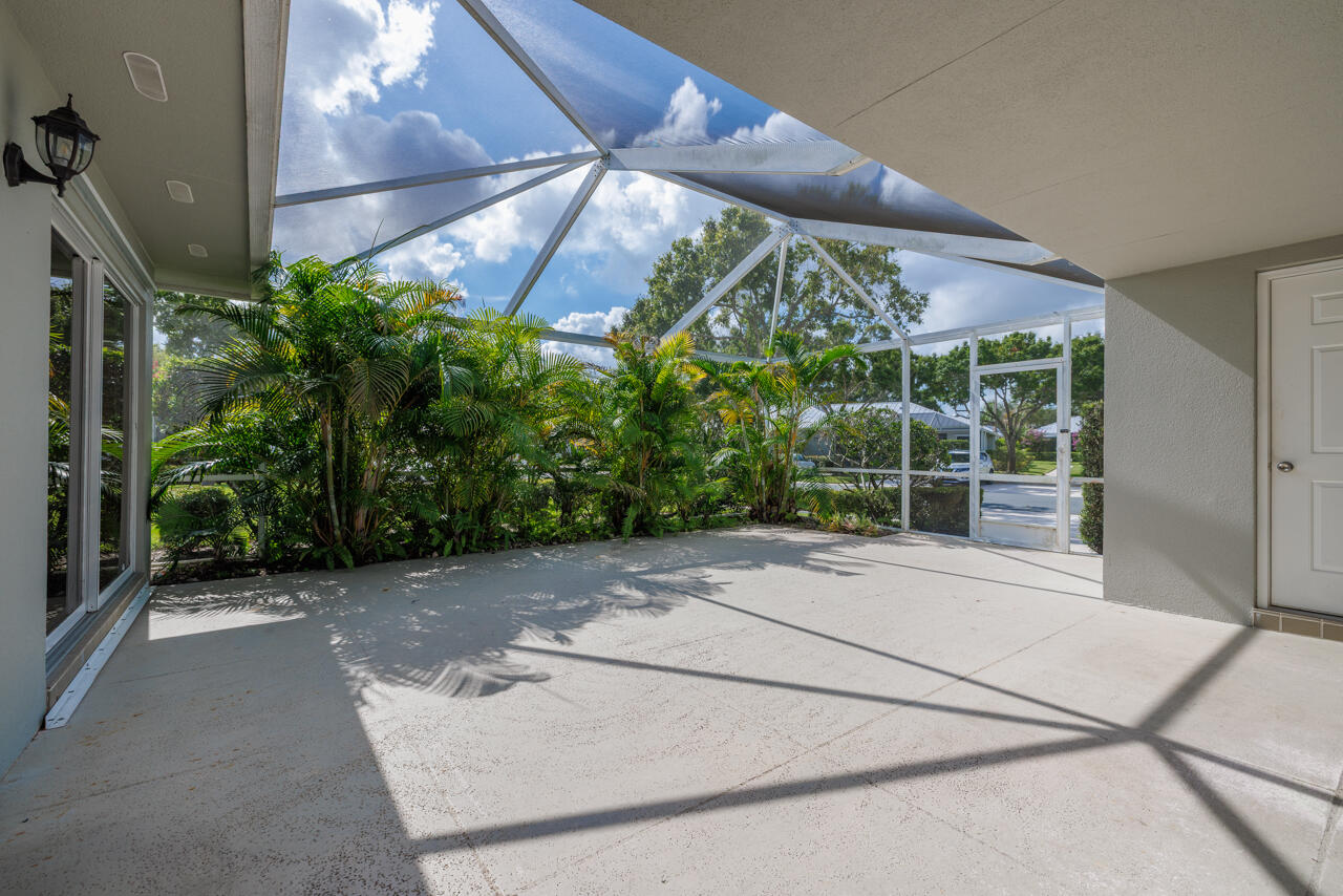 THE MEADOWS AT MARTIN DOWNS - Residential Lease