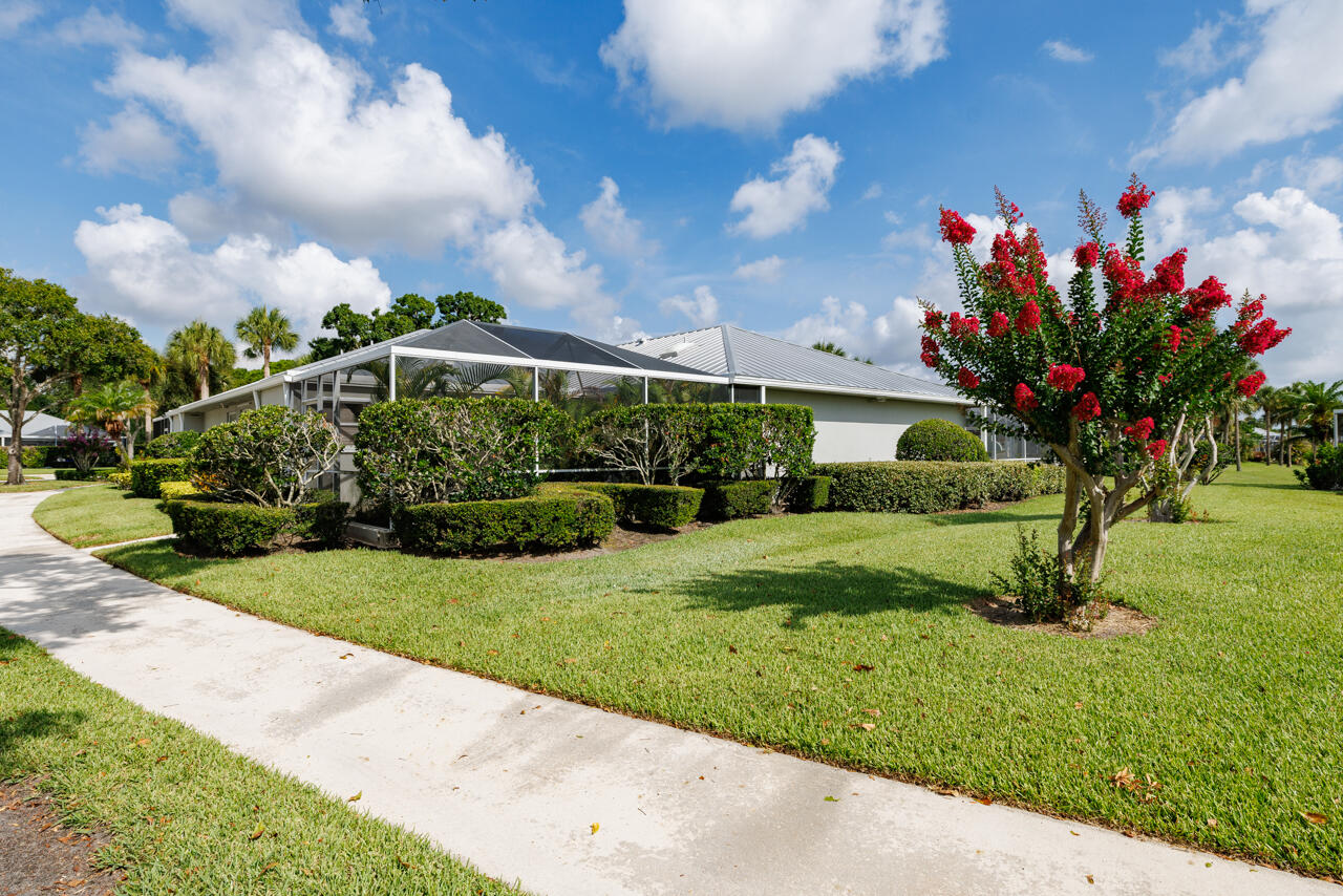 THE MEADOWS AT MARTIN DOWNS - Residential Lease