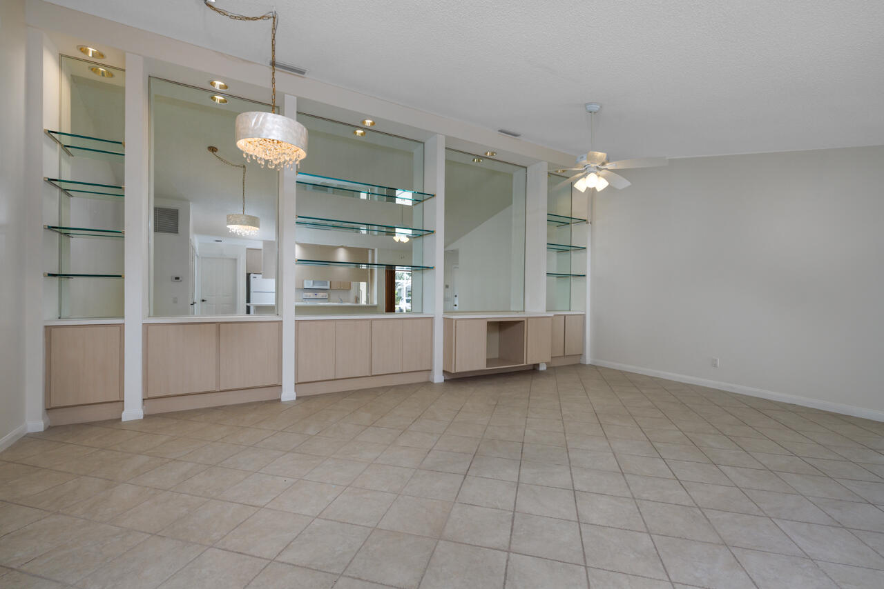 THE MEADOWS AT MARTIN DOWNS - Residential Lease