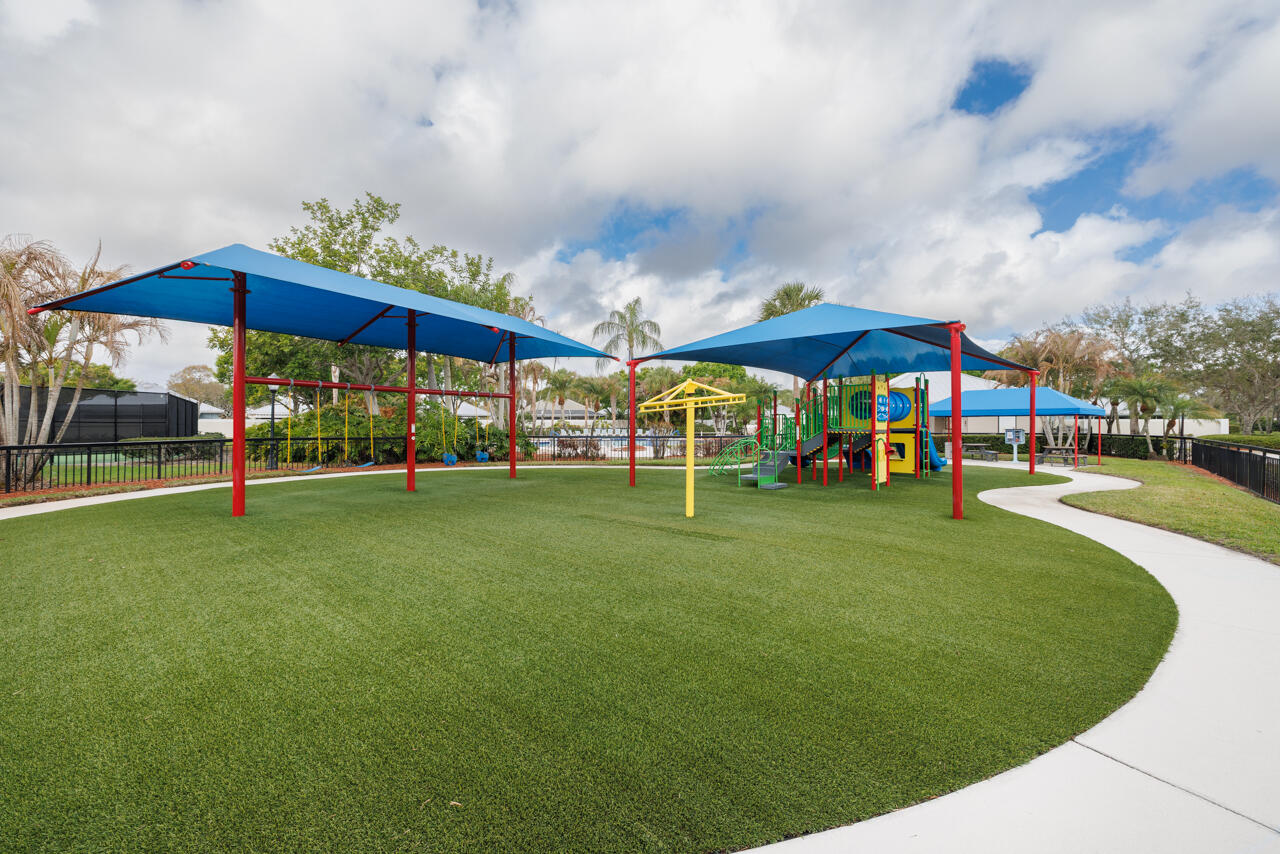 THE MEADOWS AT MARTIN DOWNS - Residential Lease