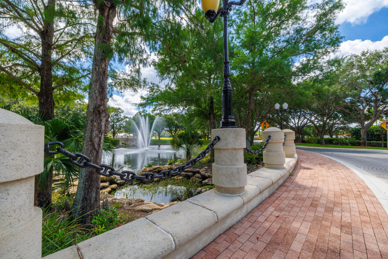 THE MEADOWS AT MARTIN DOWNS - Residential Lease