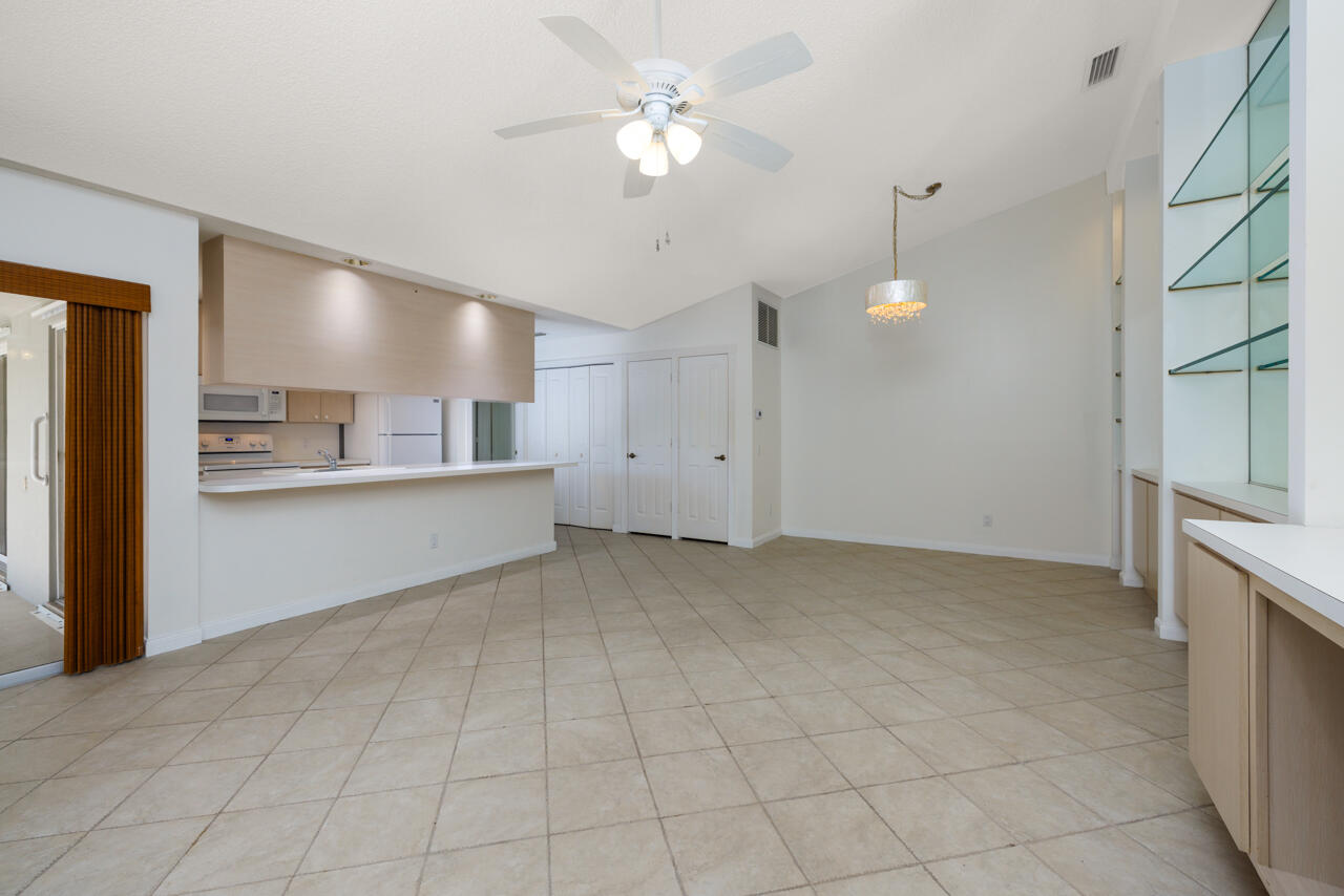 THE MEADOWS AT MARTIN DOWNS - Residential Lease