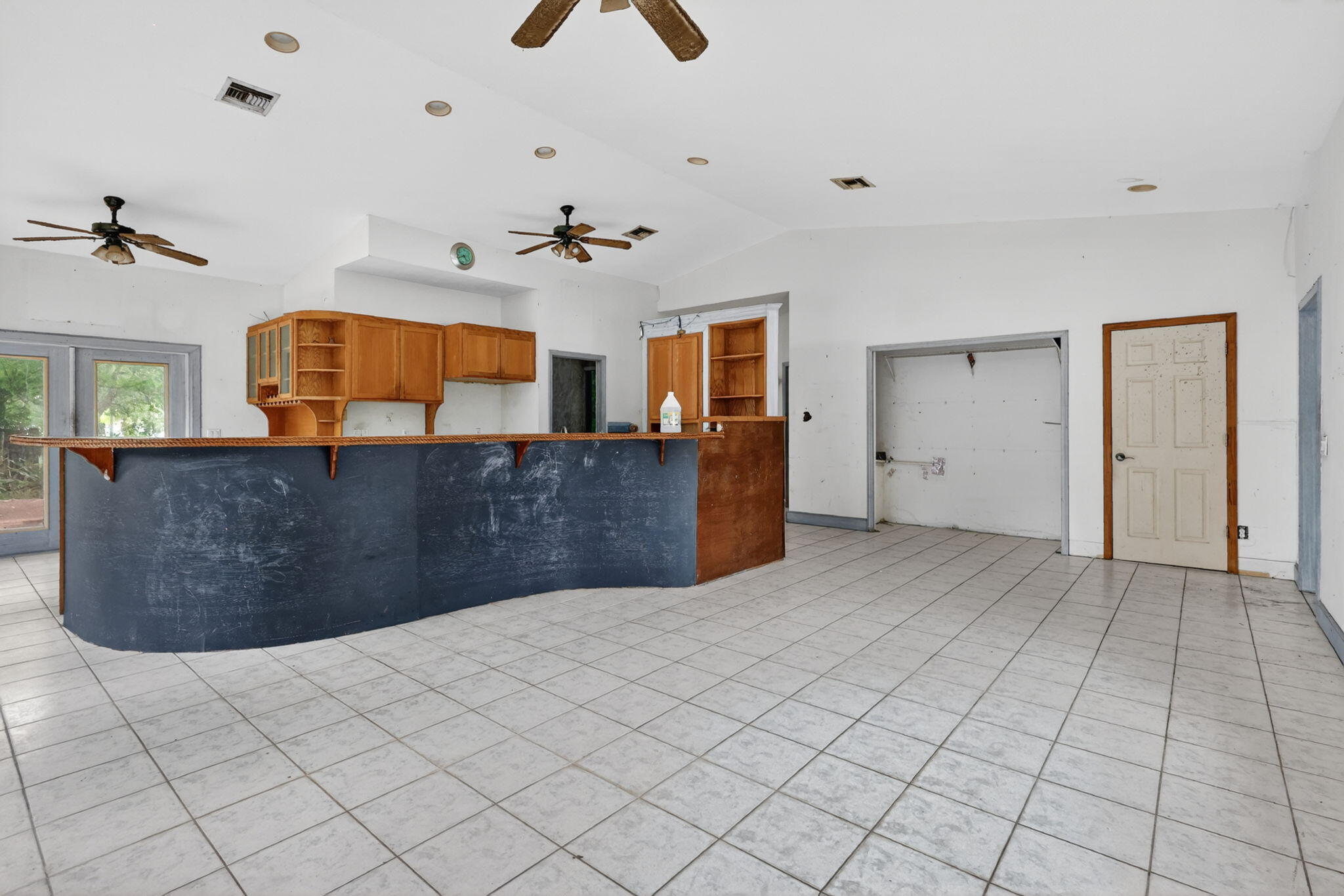 RIVER TERRACE - Residential