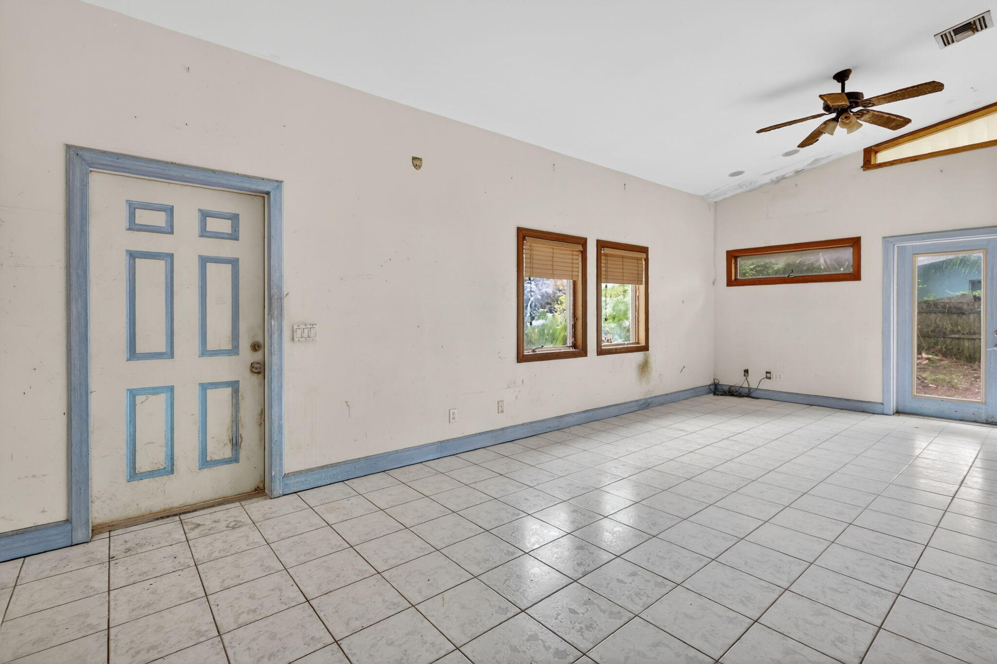 RIVER TERRACE - Residential