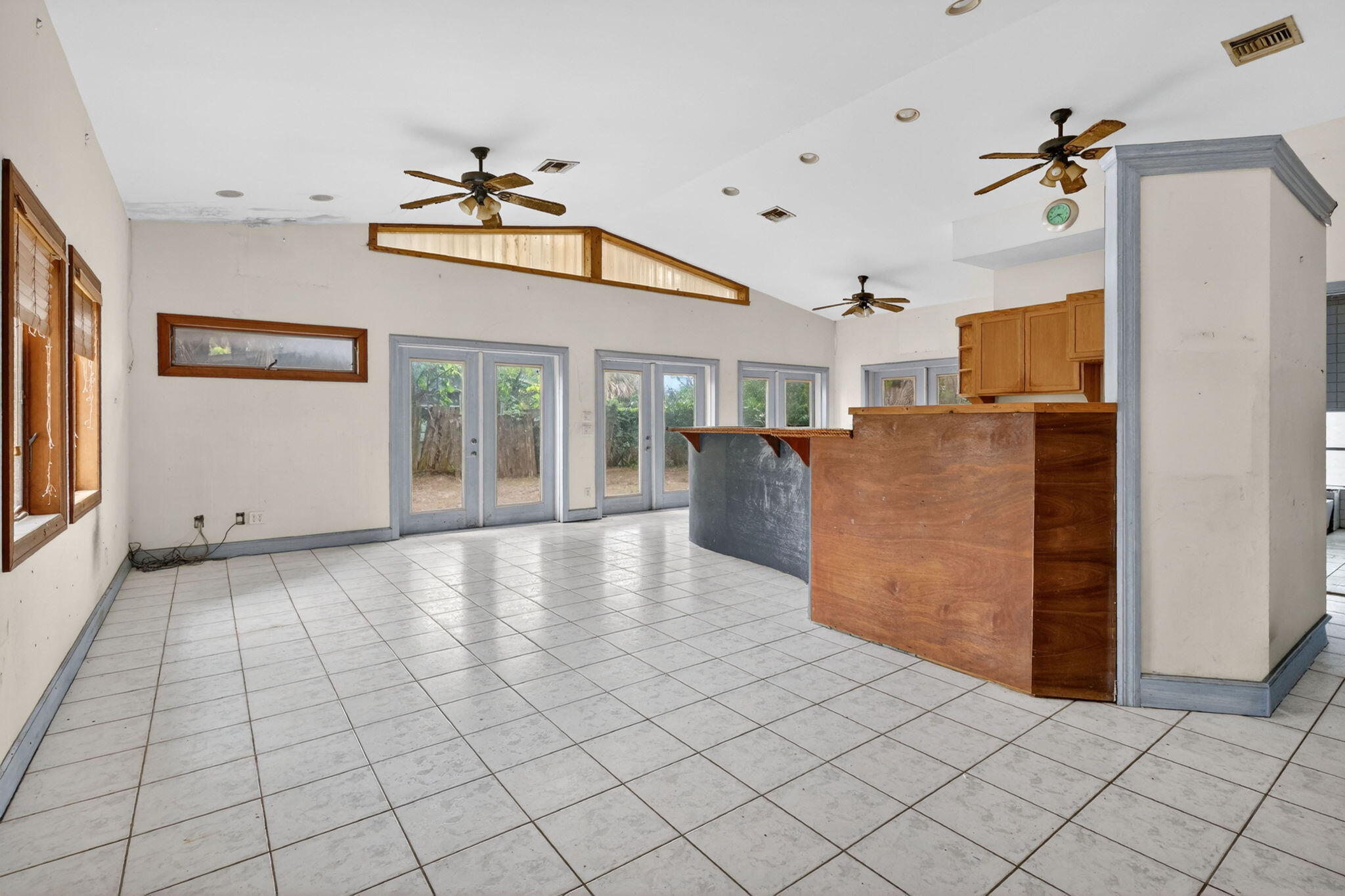 RIVER TERRACE - Residential