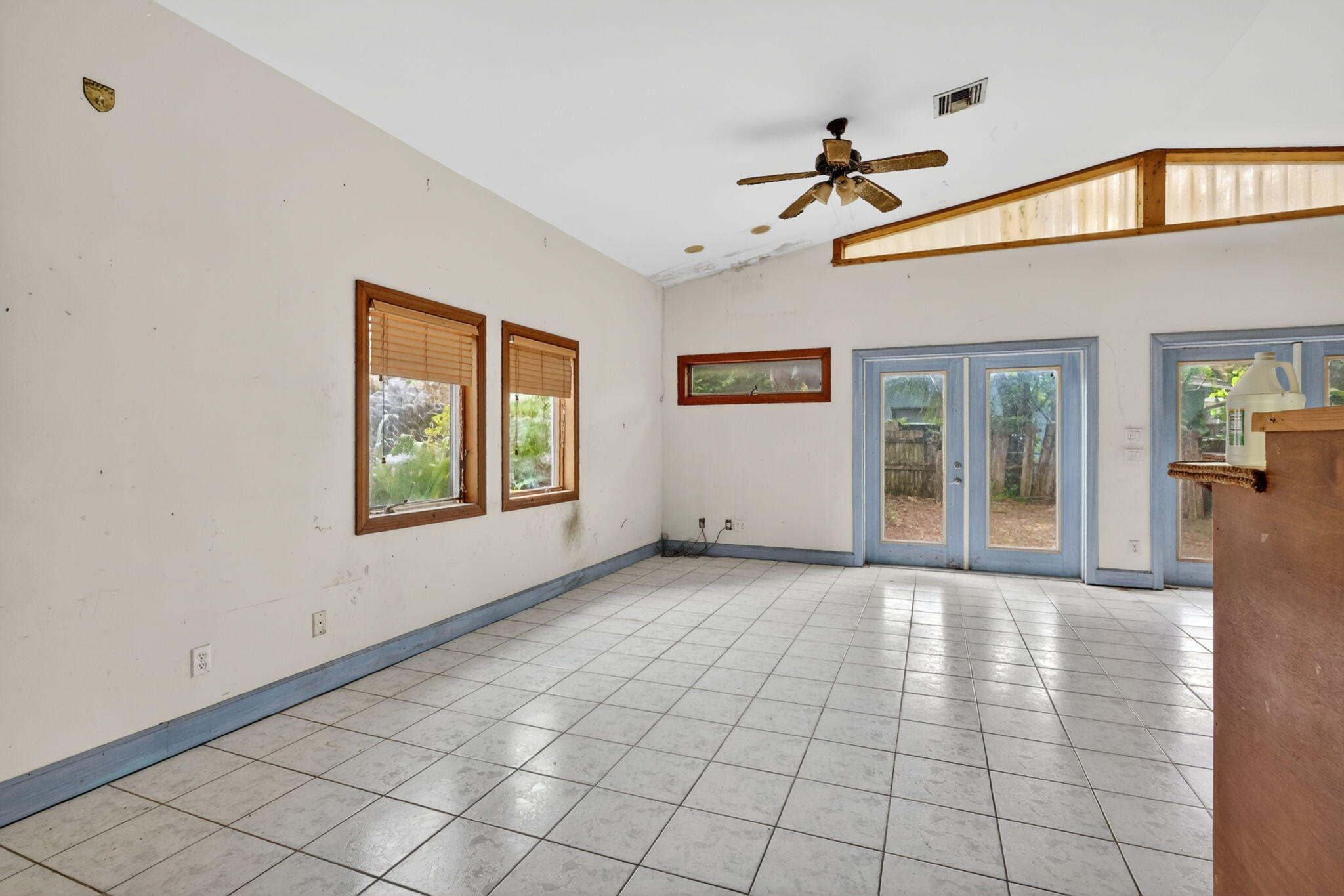 RIVER TERRACE - Residential