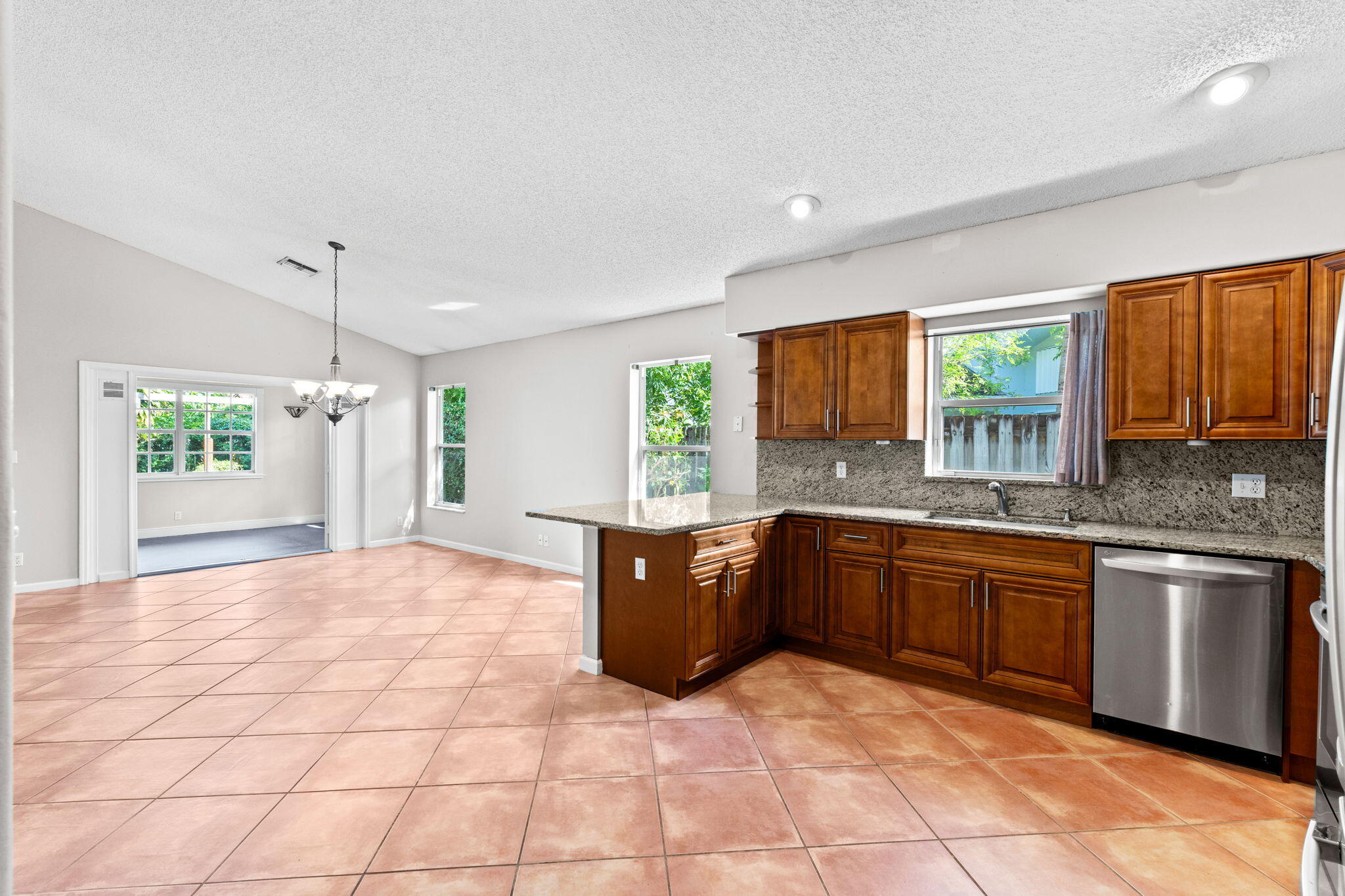 SARATOGA AT ROYAL PALM 1 - Residential