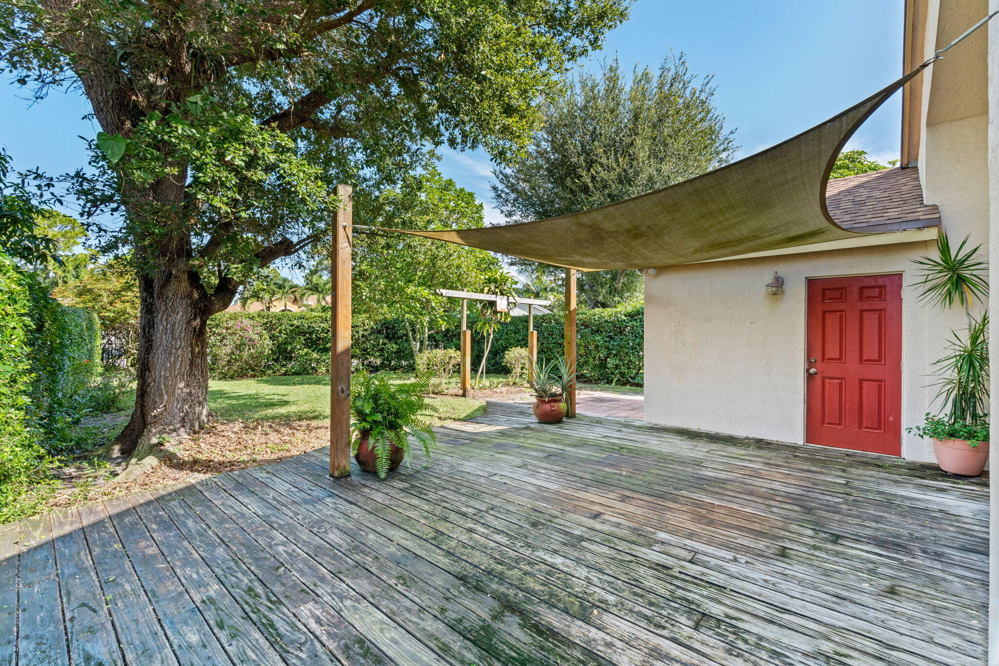 SARATOGA AT ROYAL PALM 1 - Residential