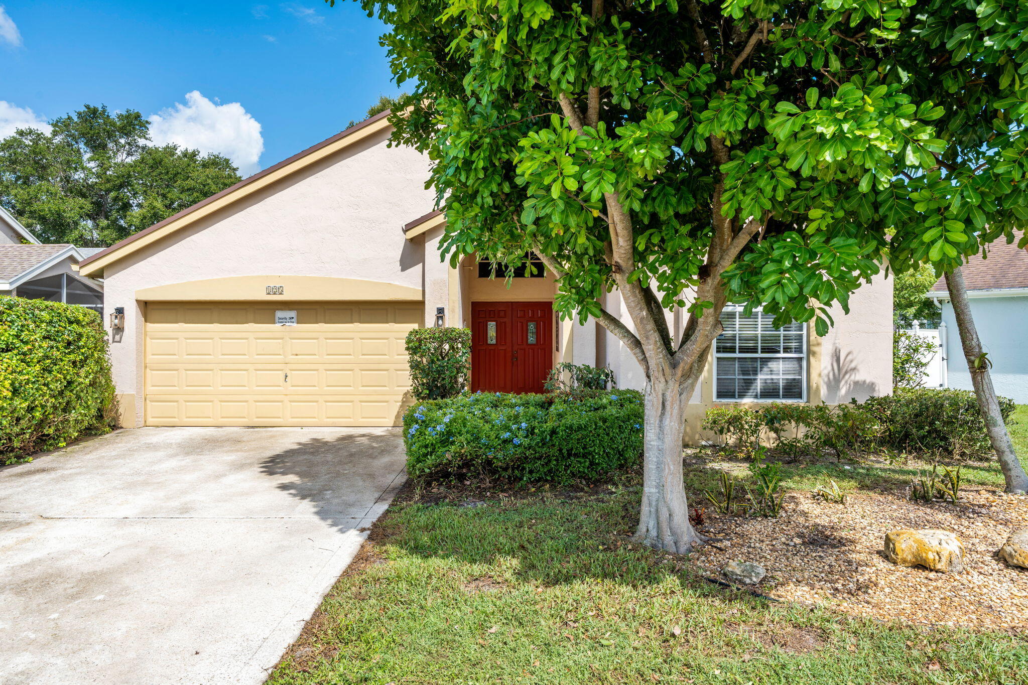 SARATOGA AT ROYAL PALM 1 - Residential