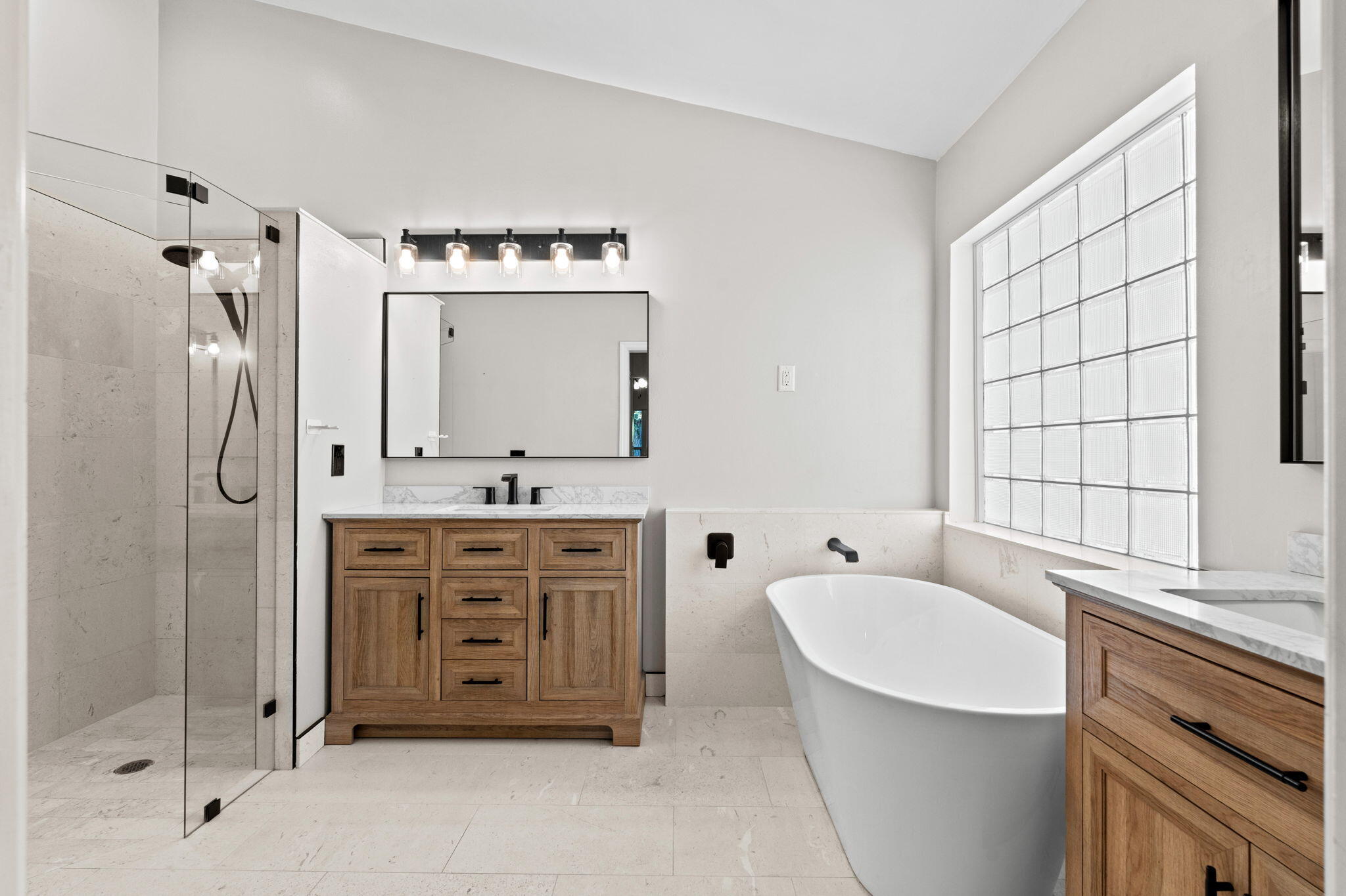 SARATOGA AT ROYAL PALM 1 - Residential