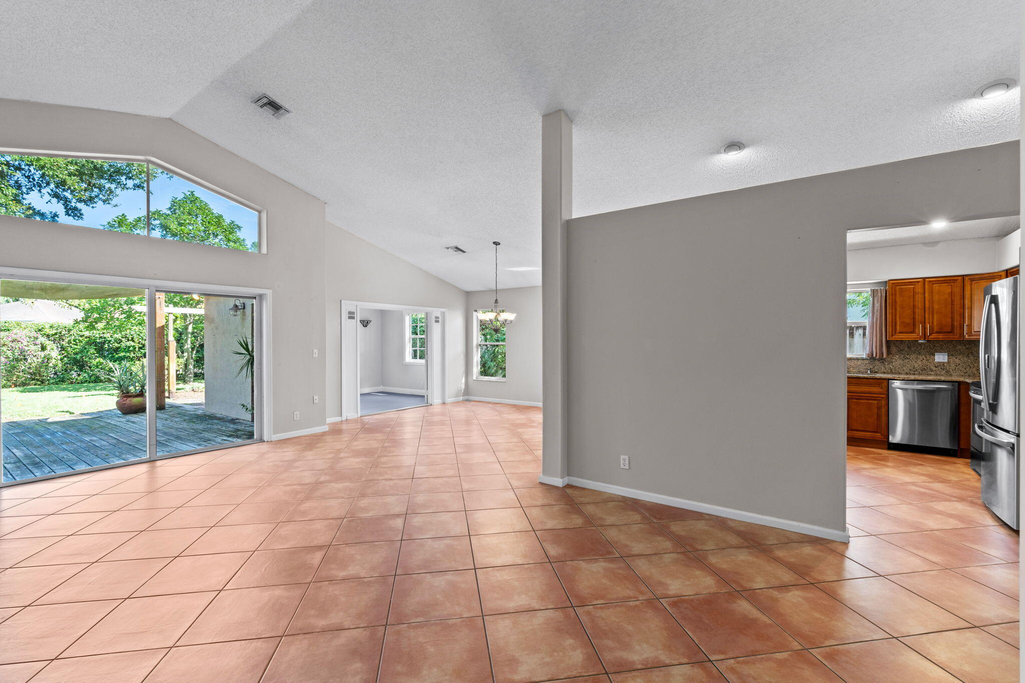 SARATOGA AT ROYAL PALM 1 - Residential