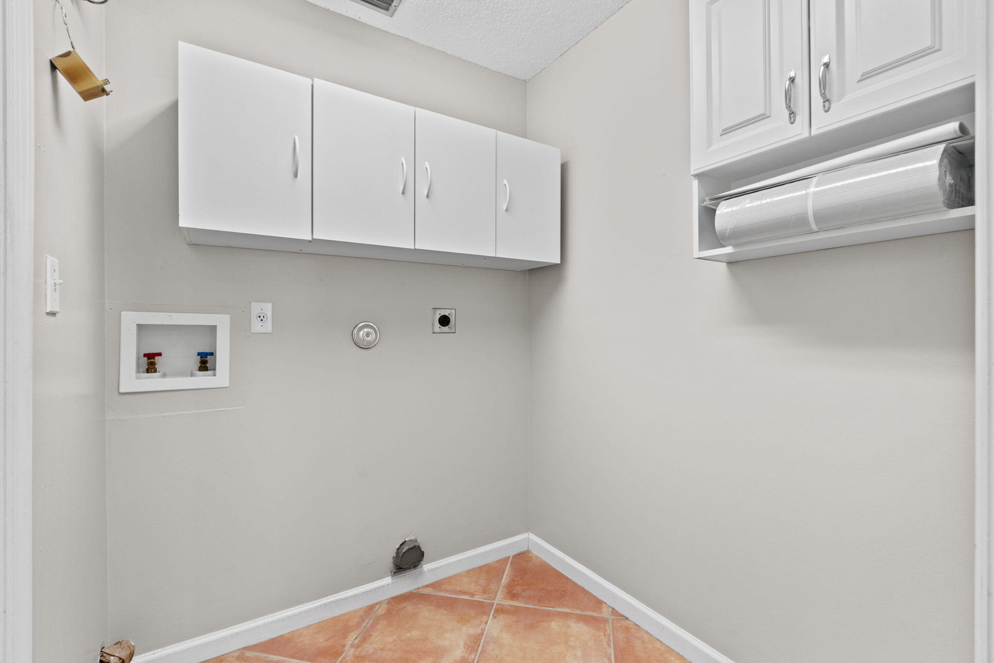 SARATOGA AT ROYAL PALM 1 - Residential