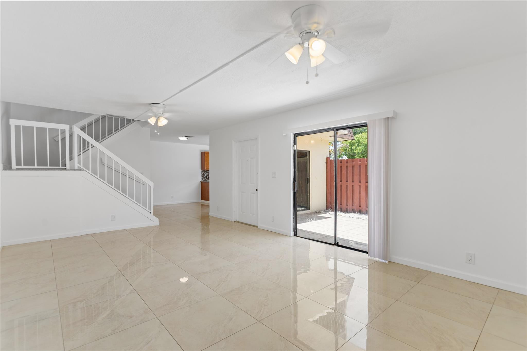VILLAS AT WOODLAND GREENS - Residential