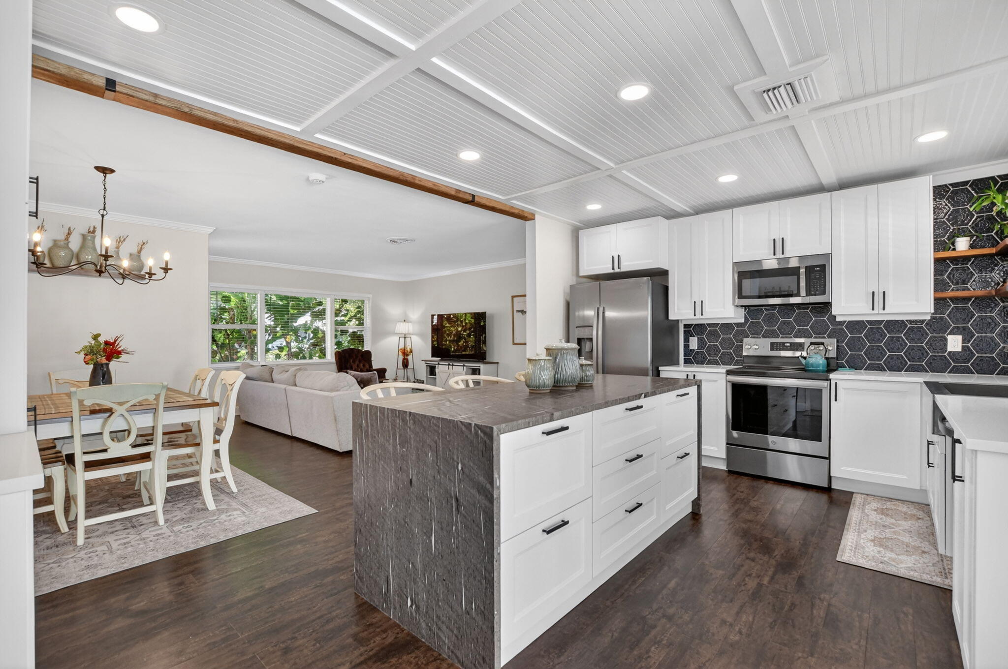 BOCA RATON SQUARE - Residential