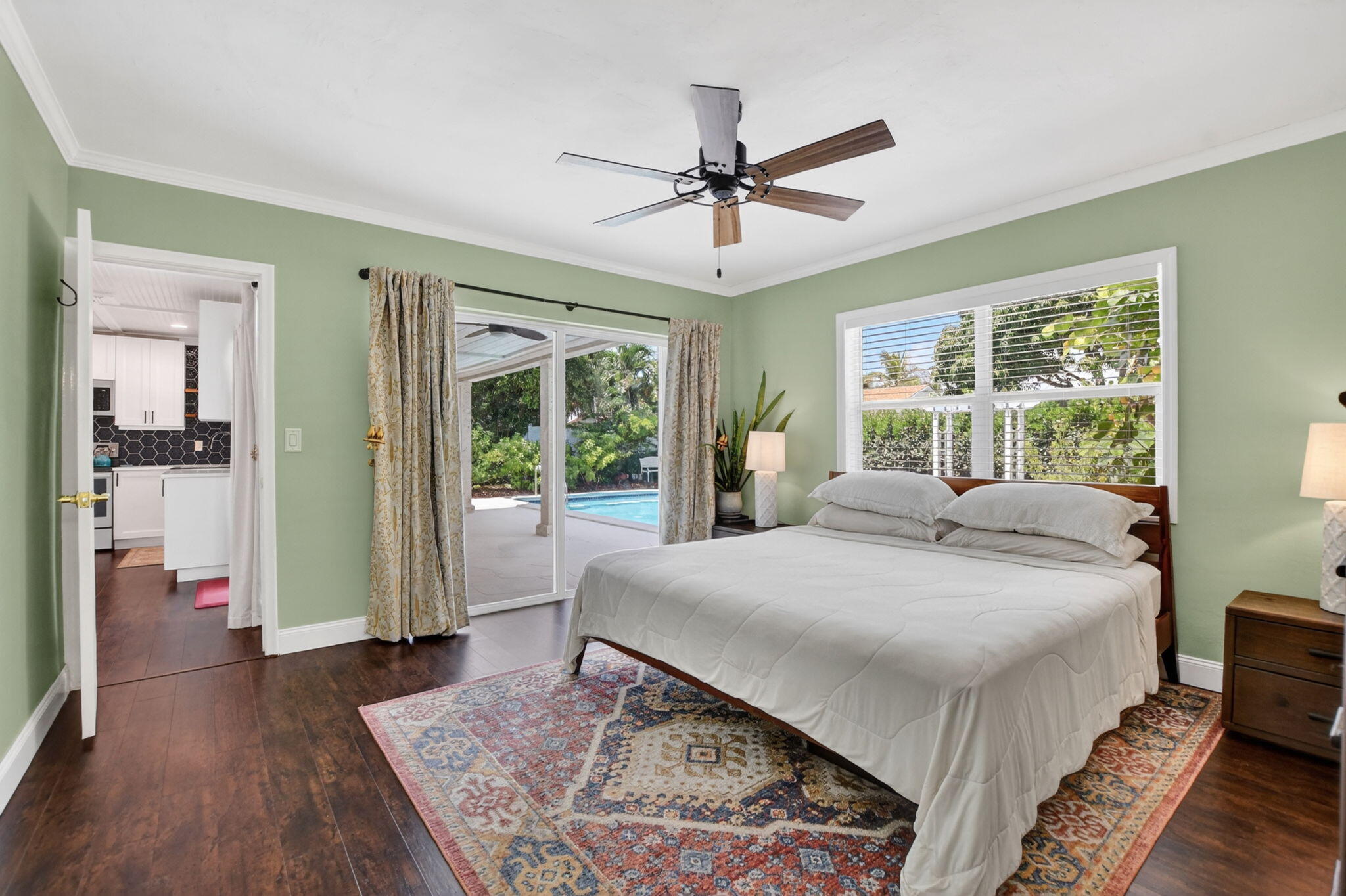 BOCA RATON SQUARE - Residential