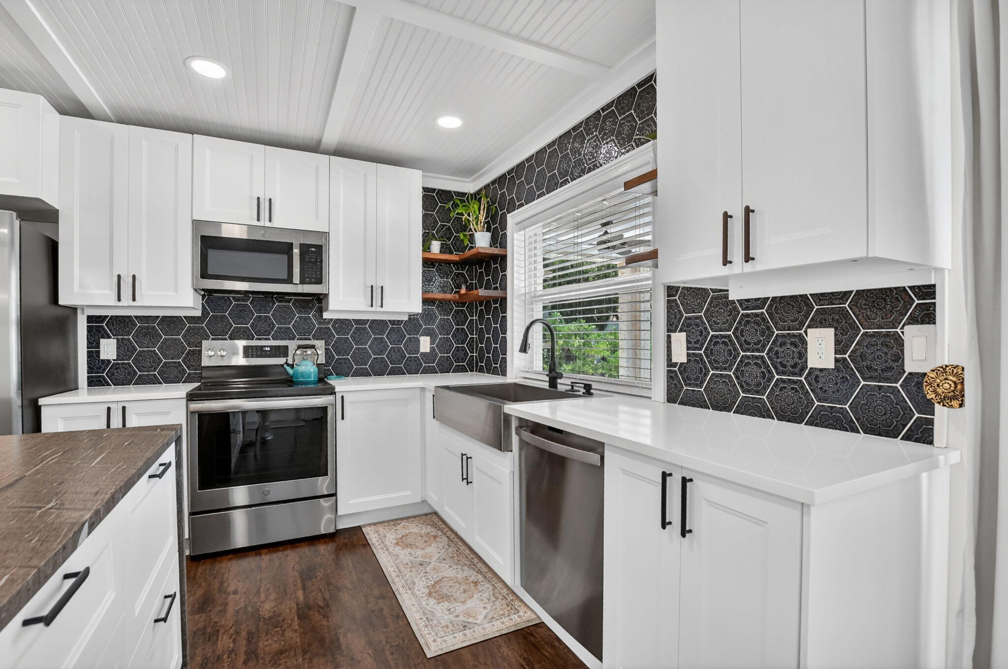 BOCA RATON SQUARE - Residential