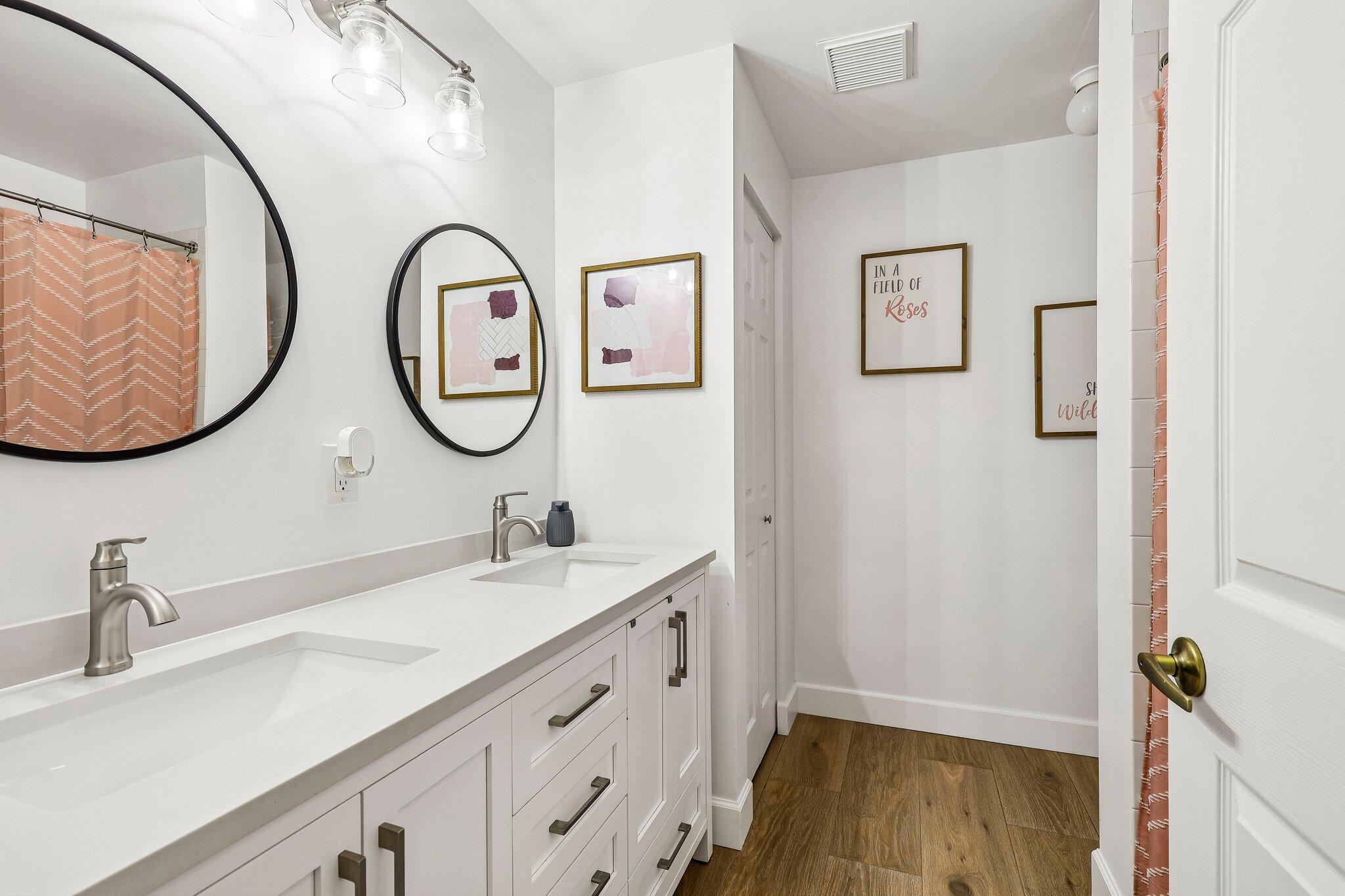 Sanctuary at Kensington - Residential
