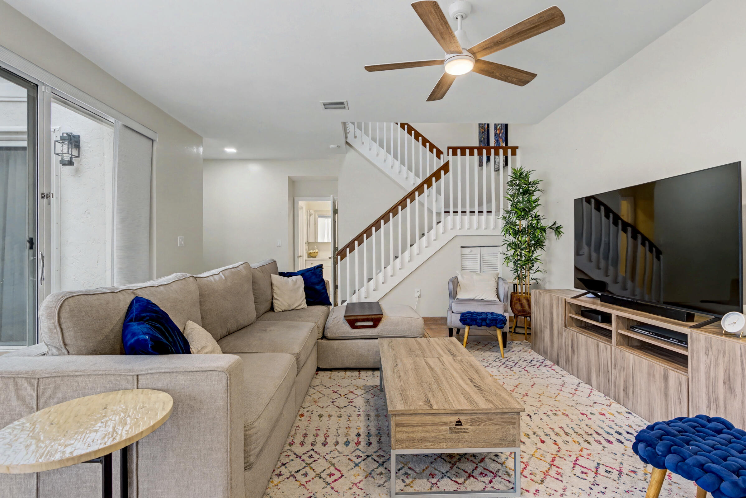 WEST LAKE VILLAGE PLAT - Residential Lease