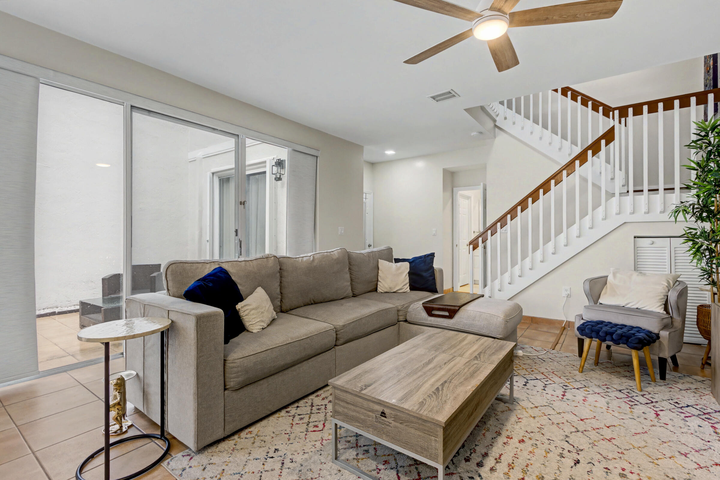 WEST LAKE VILLAGE PLAT - Residential Lease