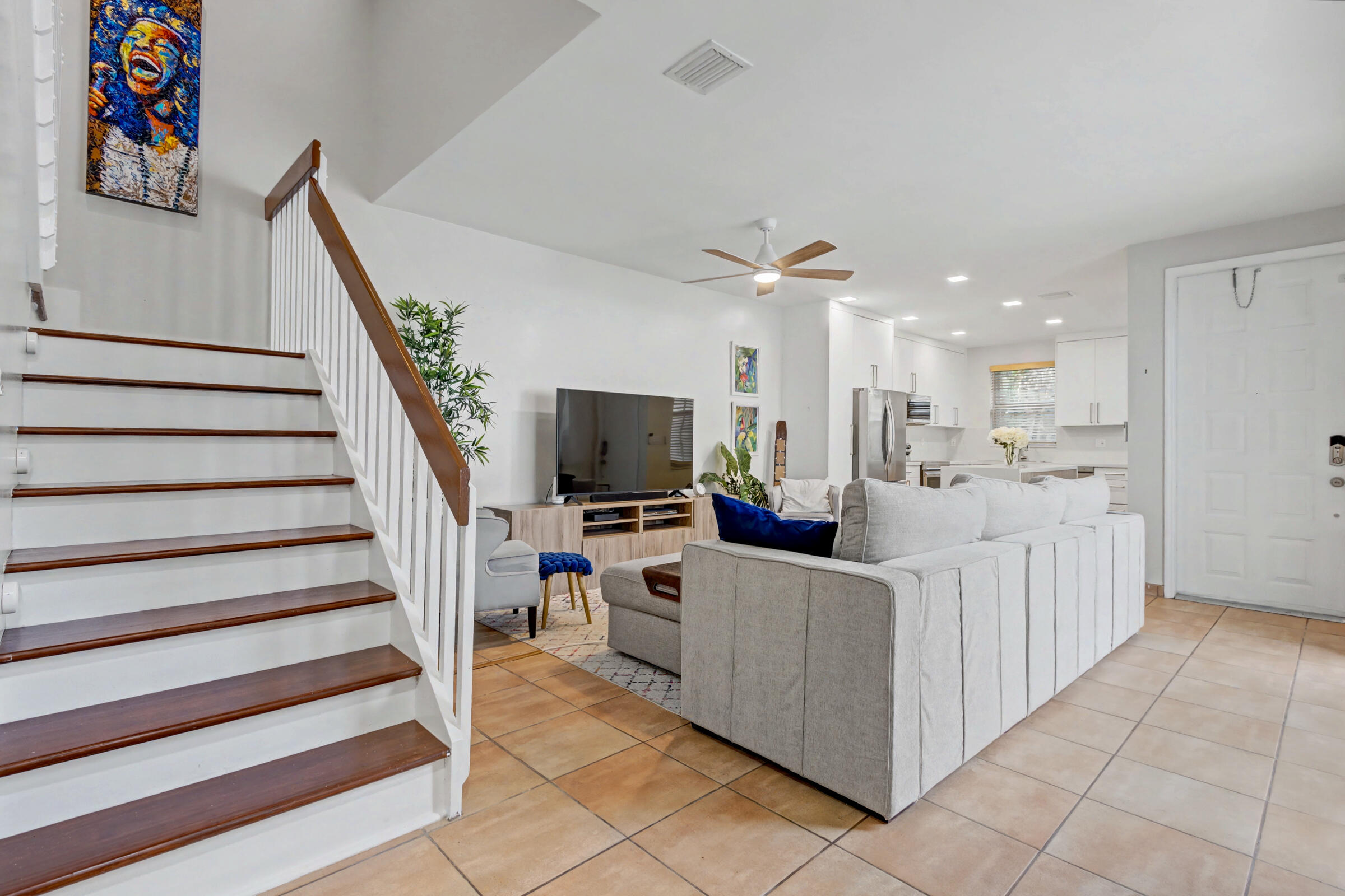 WEST LAKE VILLAGE PLAT - Residential Lease