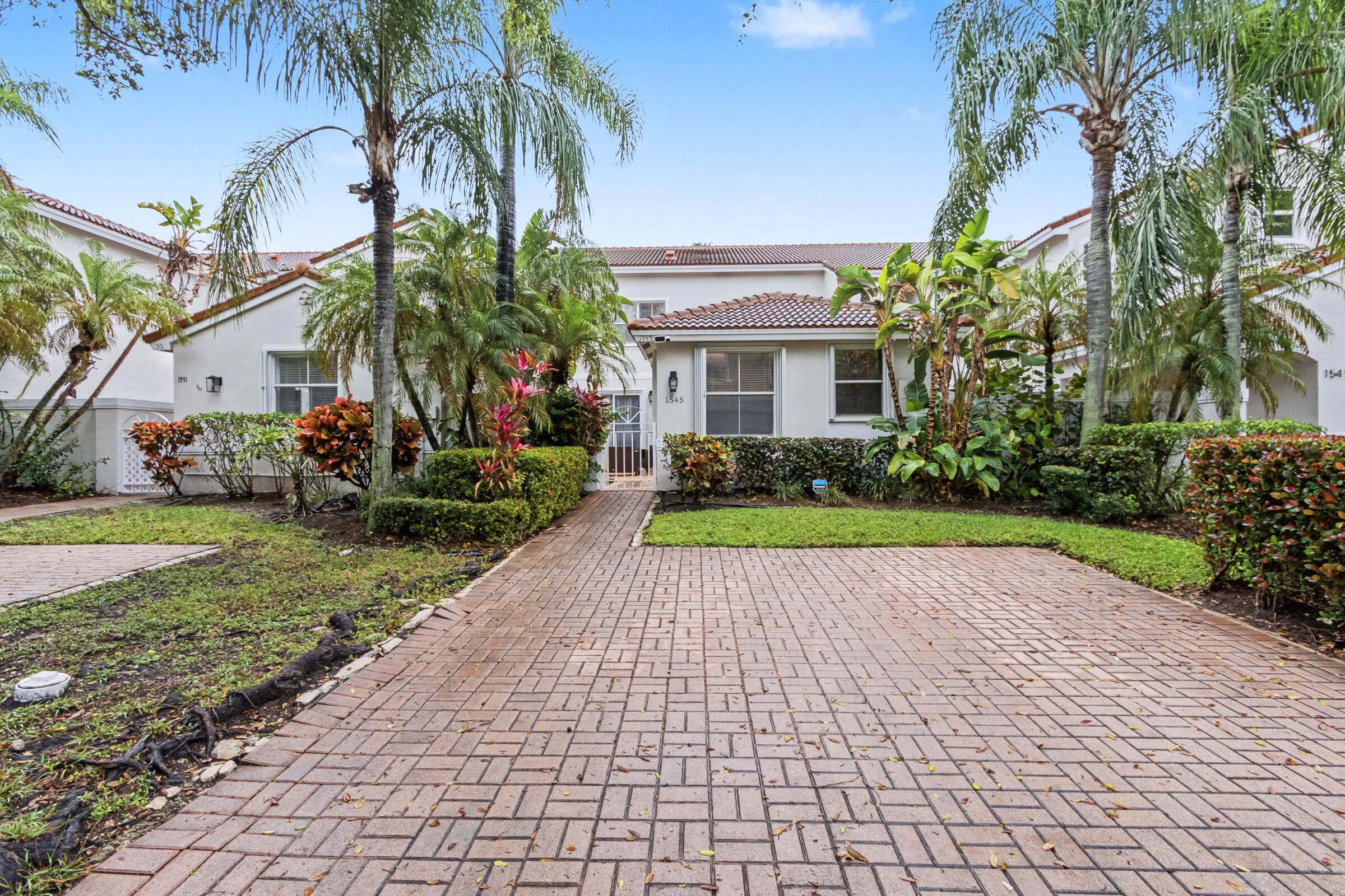 WEST LAKE VILLAGE PLAT - Residential Lease