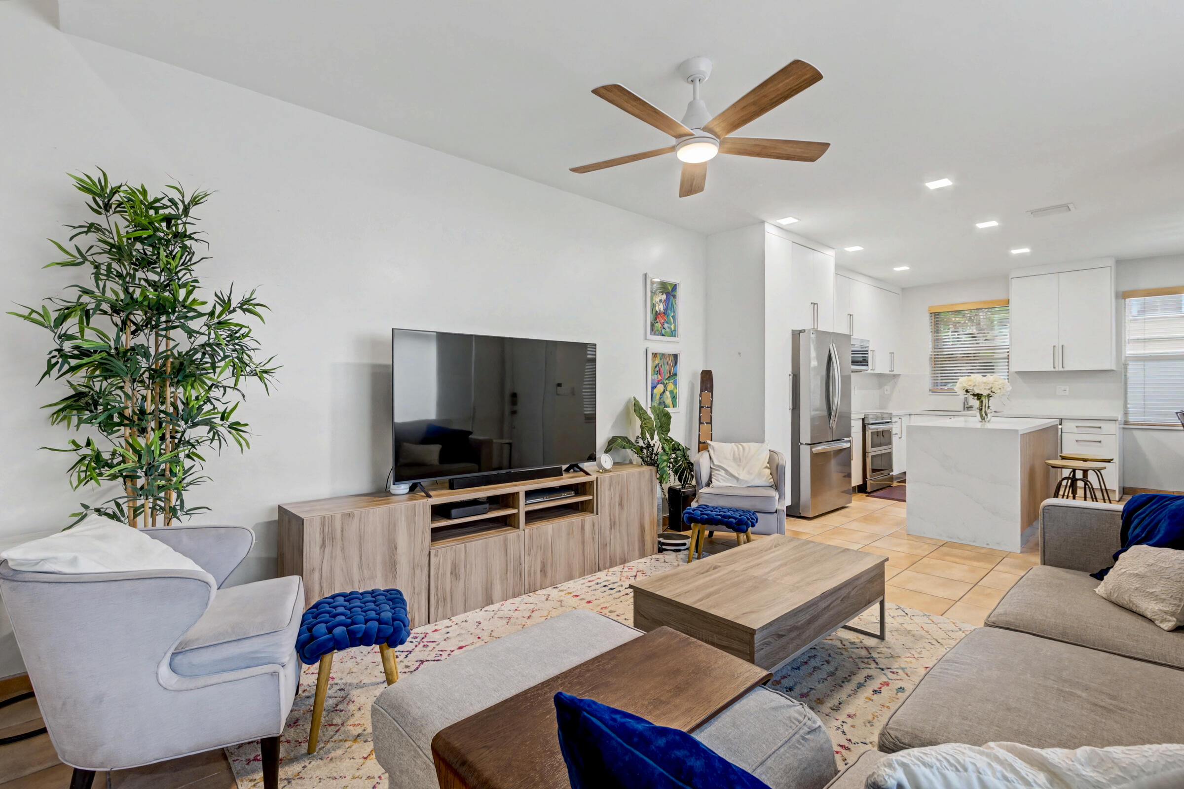 WEST LAKE VILLAGE PLAT - Residential Lease