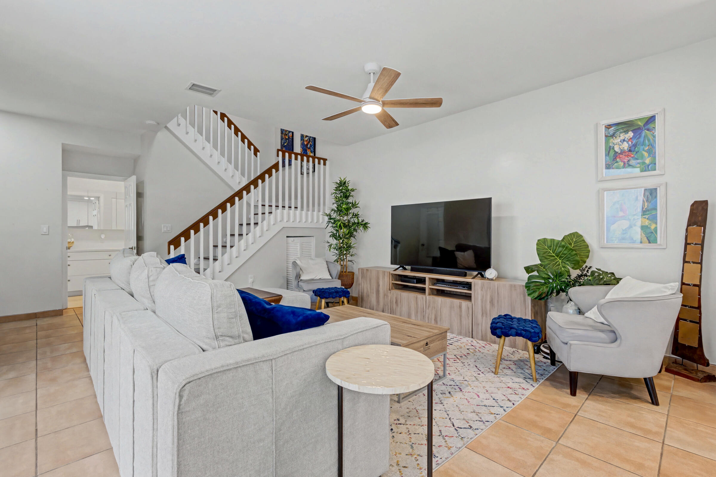 WEST LAKE VILLAGE PLAT - Residential Lease