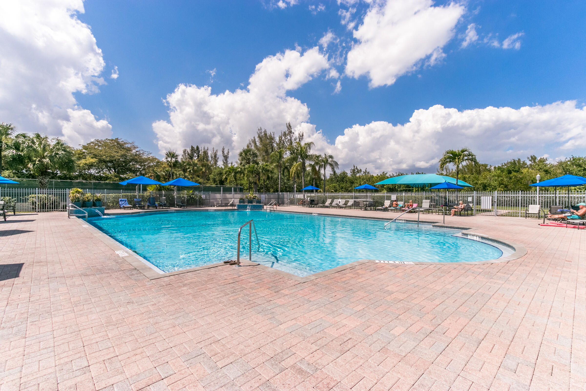 WEST LAKE VILLAGE PLAT - Residential Lease