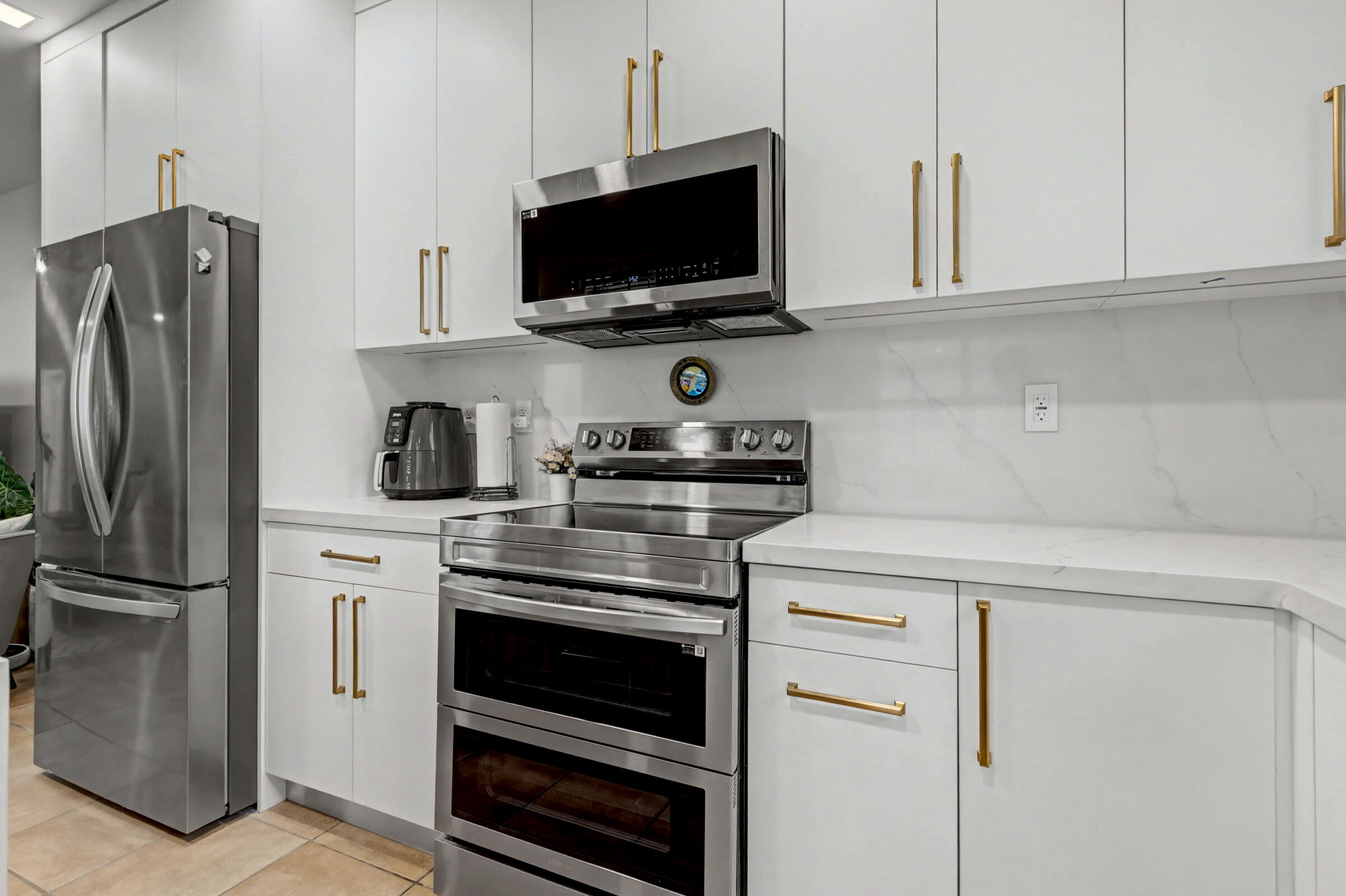WEST LAKE VILLAGE PLAT - Residential Lease